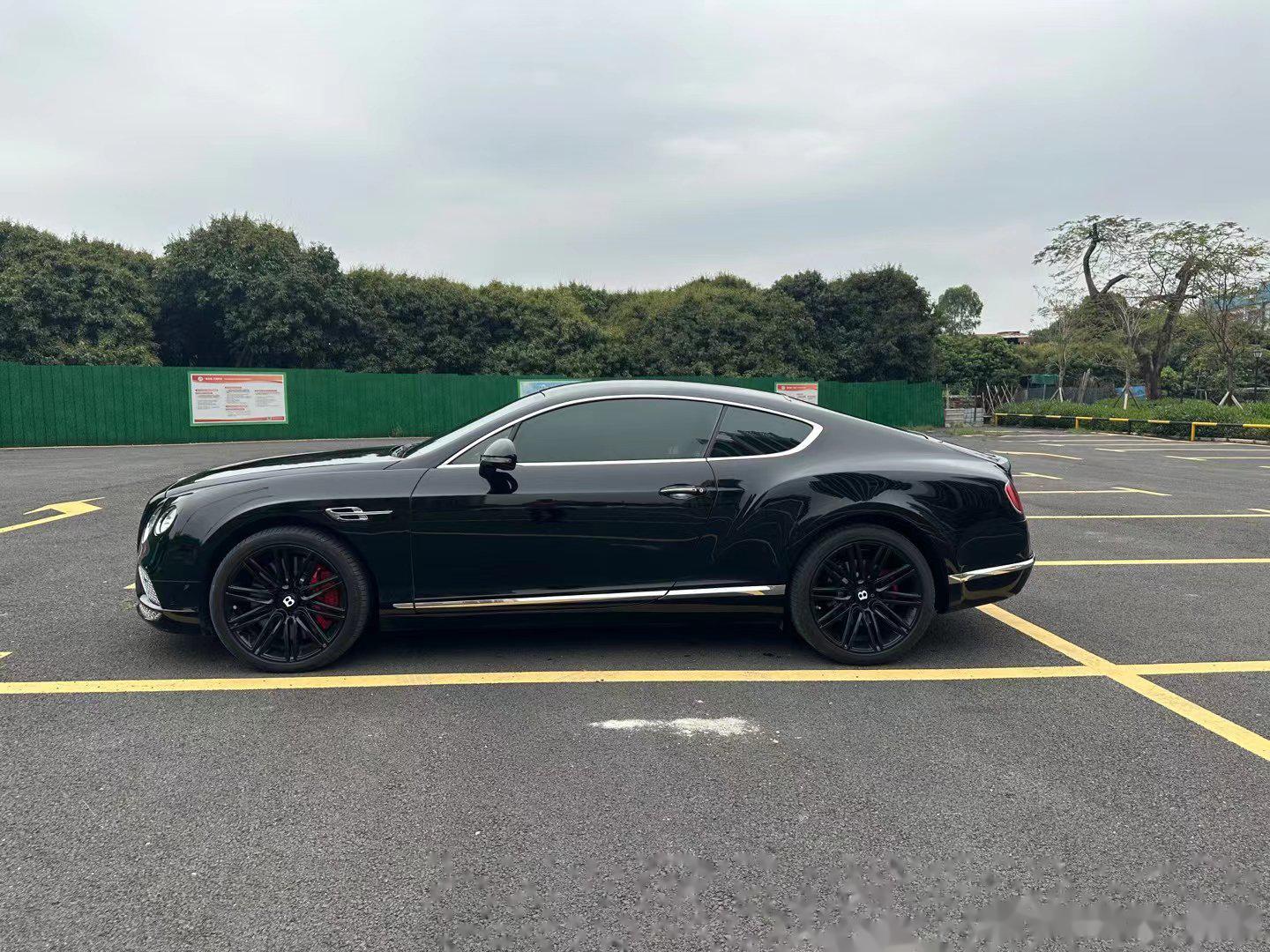 全款39.8w 2018款宾利欧陆gt 6.0t