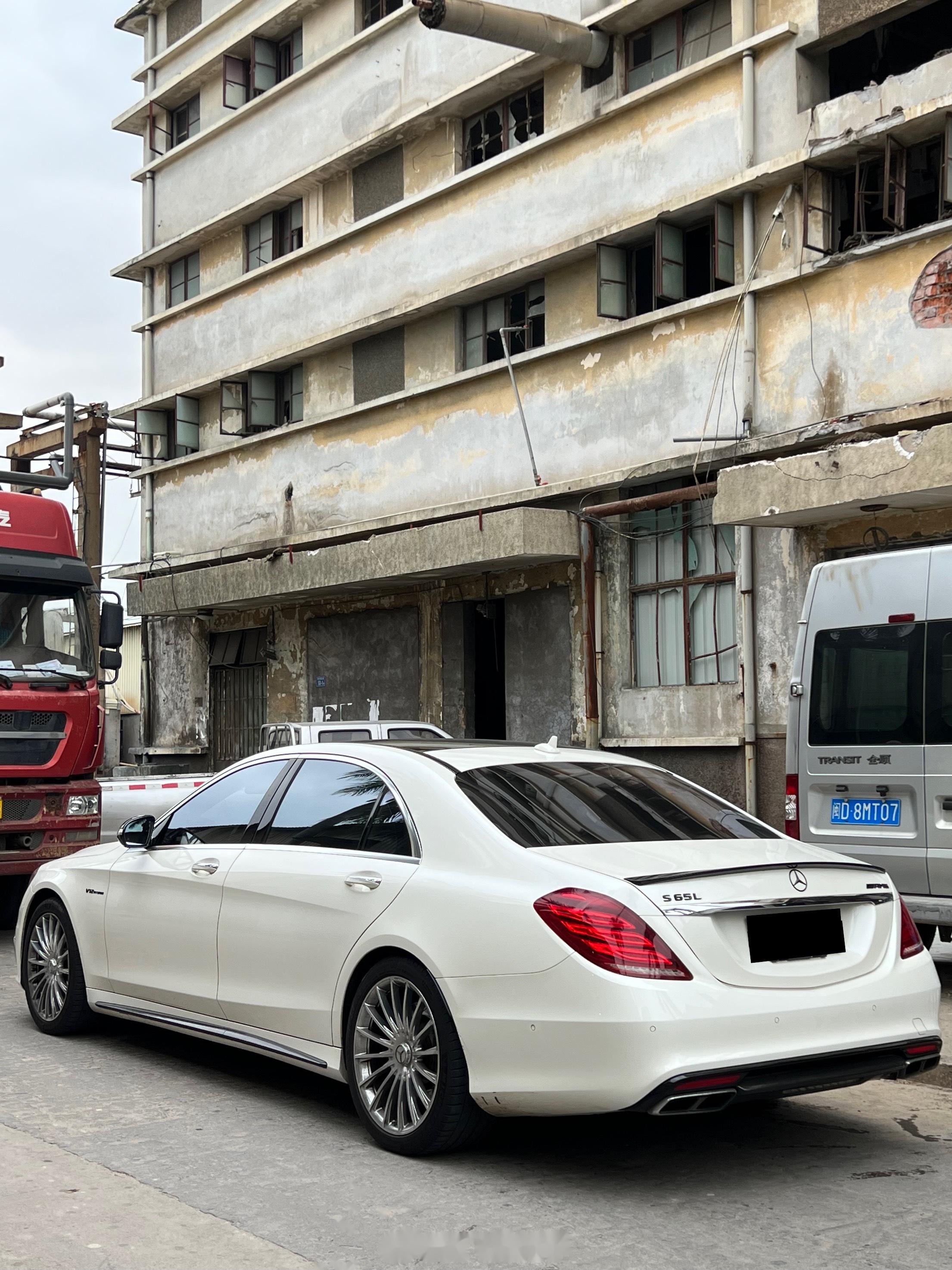 奔驰s65 amg v12,真正的amg天花板! 1516的s63,现在7x8x