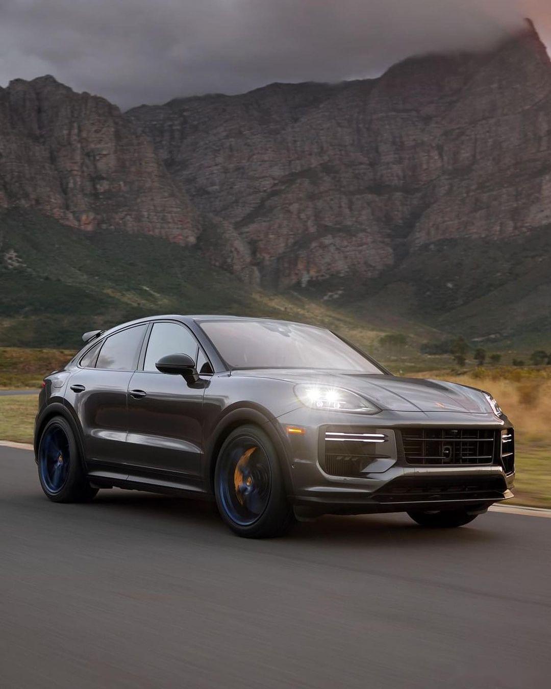 当前位置:>易车>社区>保时捷cayenne社区>保时捷卡宴coupegt,前脸设计