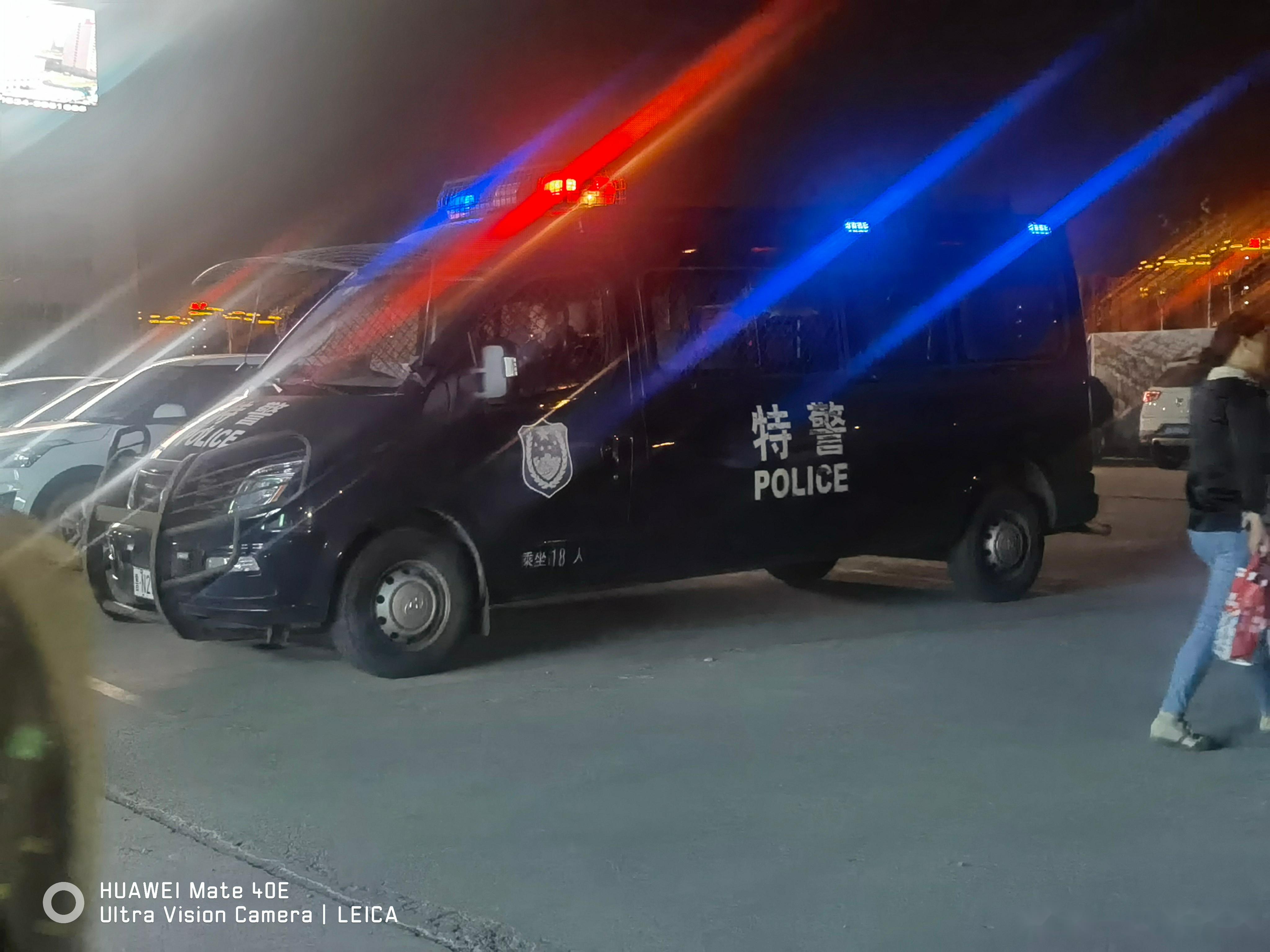 警车 庆云公安大通v80警车,在那什么会