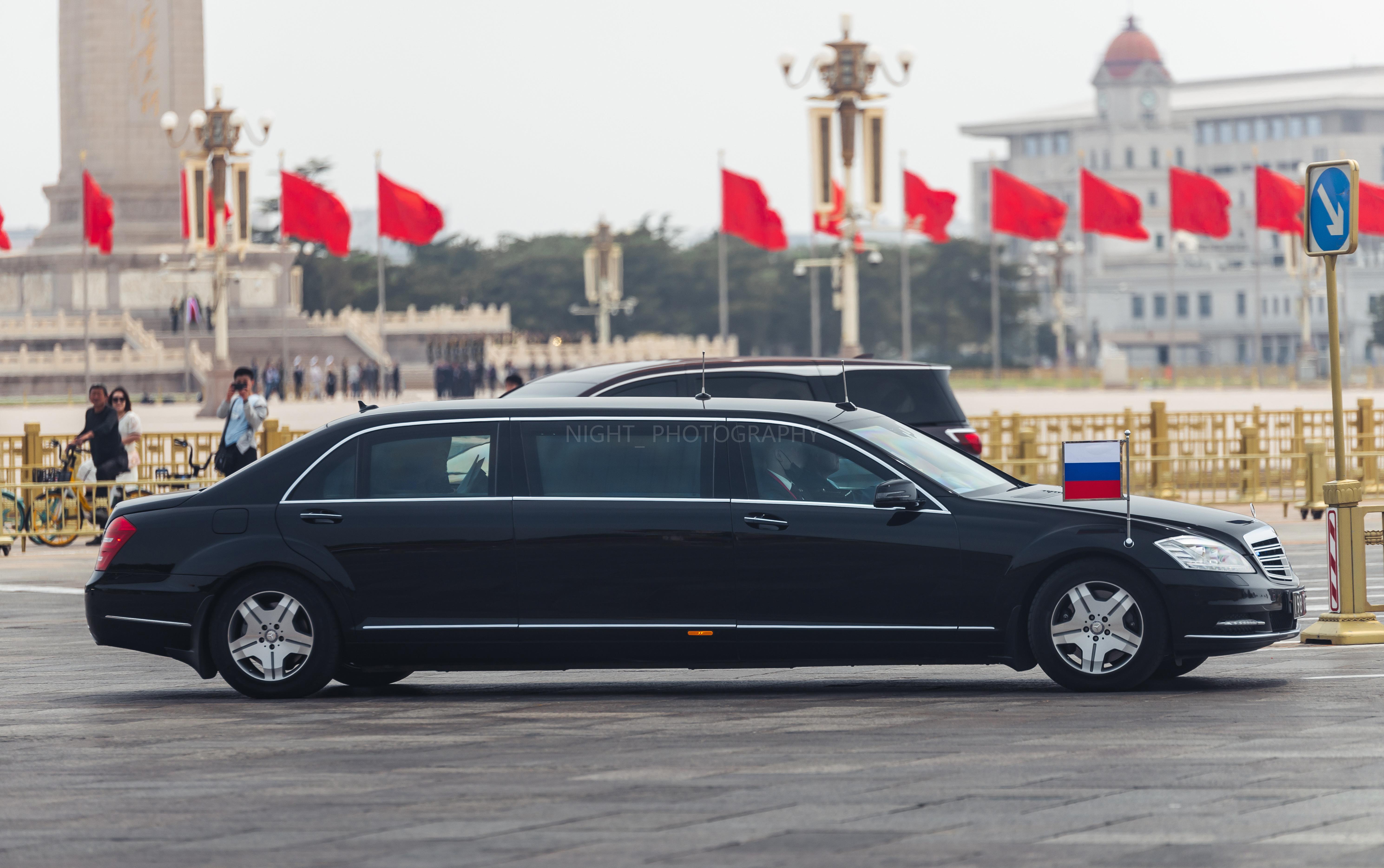 奔驰s600防弹车图片