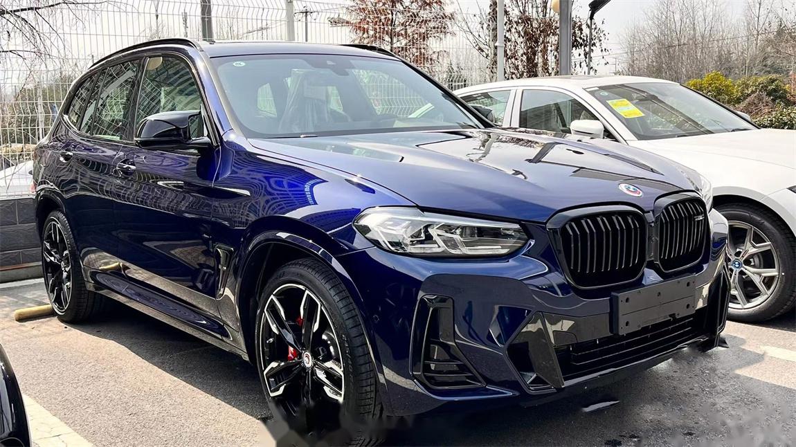 宝马 x3 m40i 丹泉石蓝/黑内 月初都还只优惠21个点,现在又跌了 直接