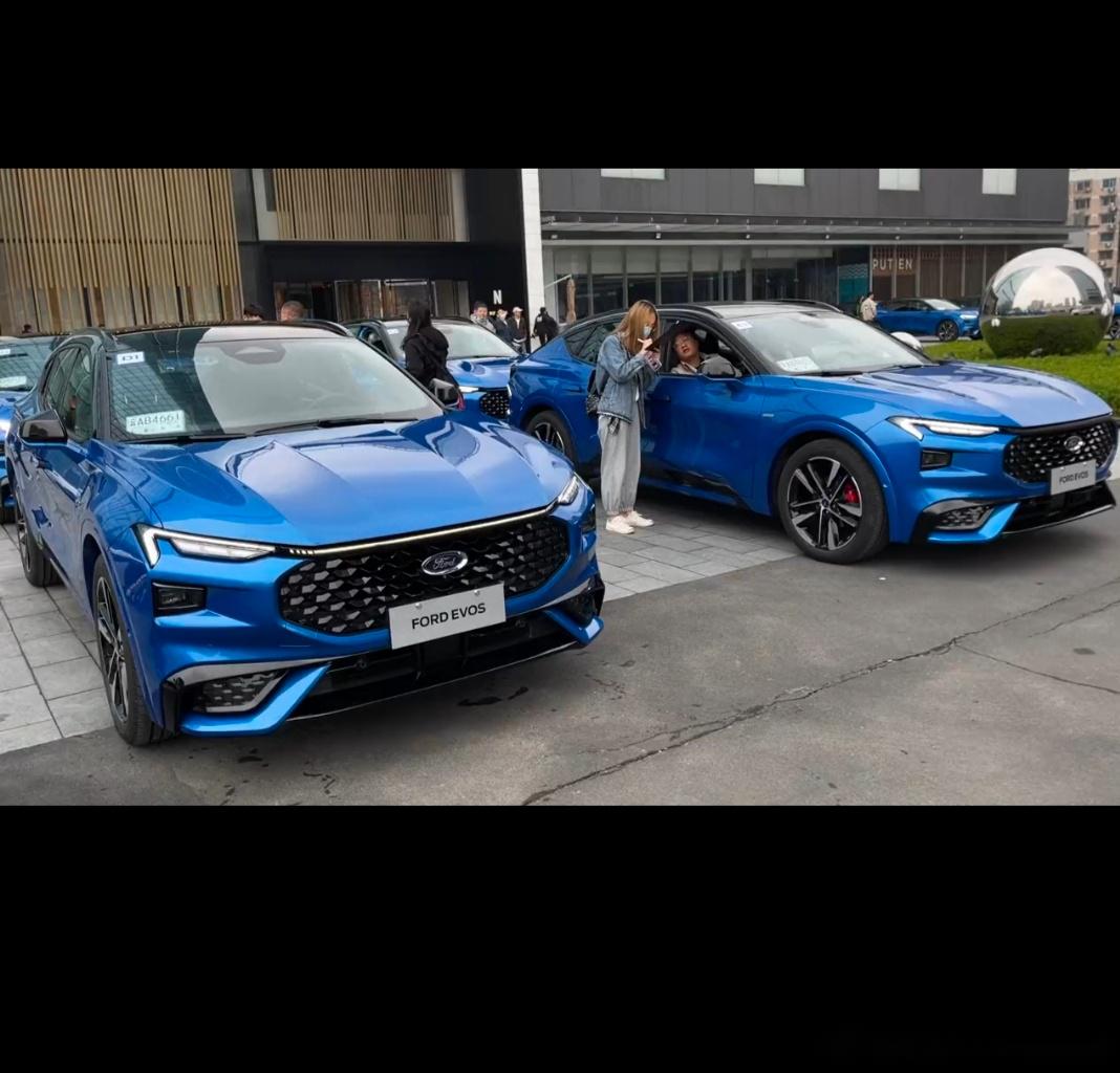 内外兼备,运动科技感十足 福特evos搭载2.