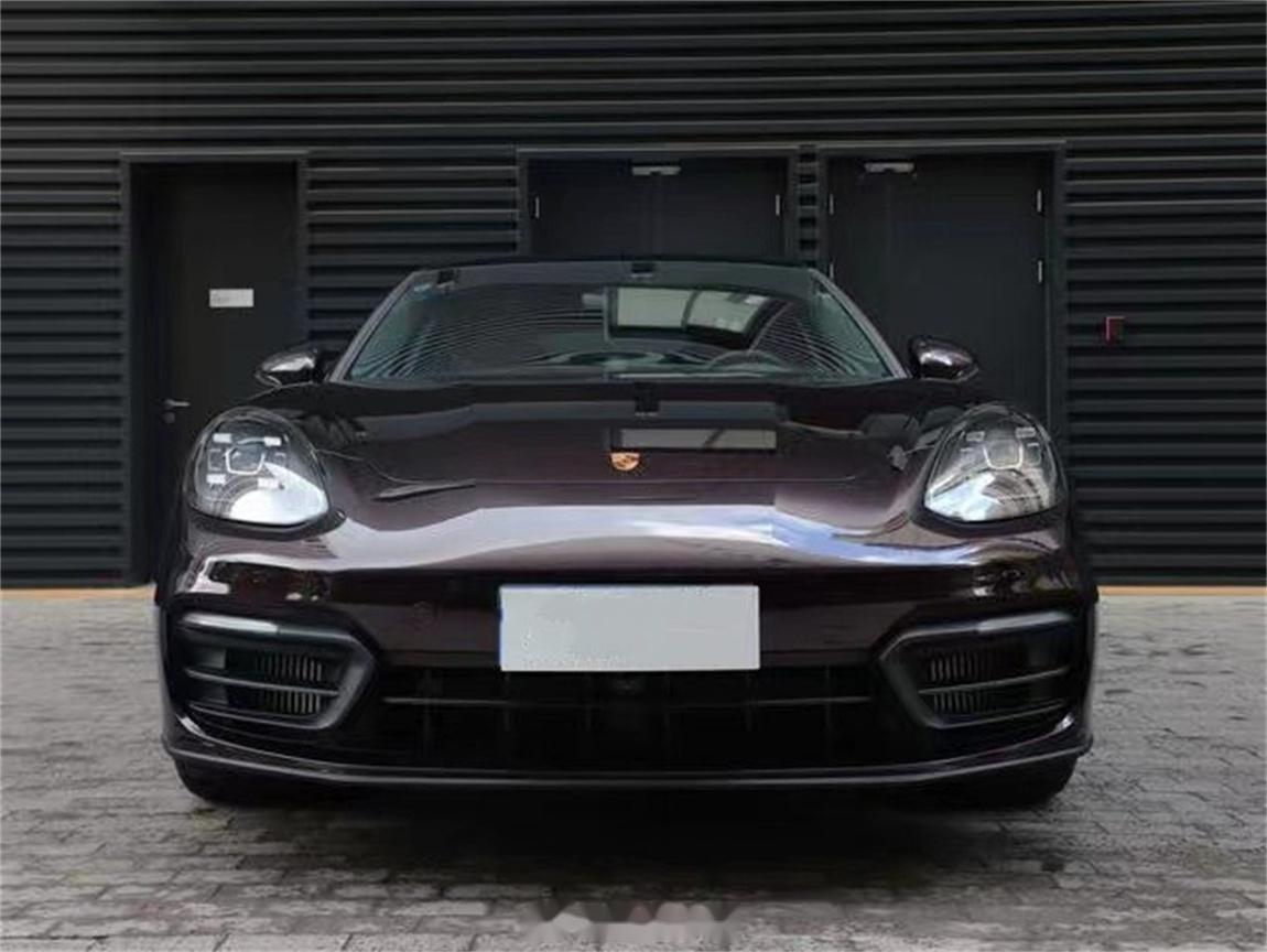 保时捷 panamera 行政加长版 紫水晶/黑红 准新车 2022年8月上牌