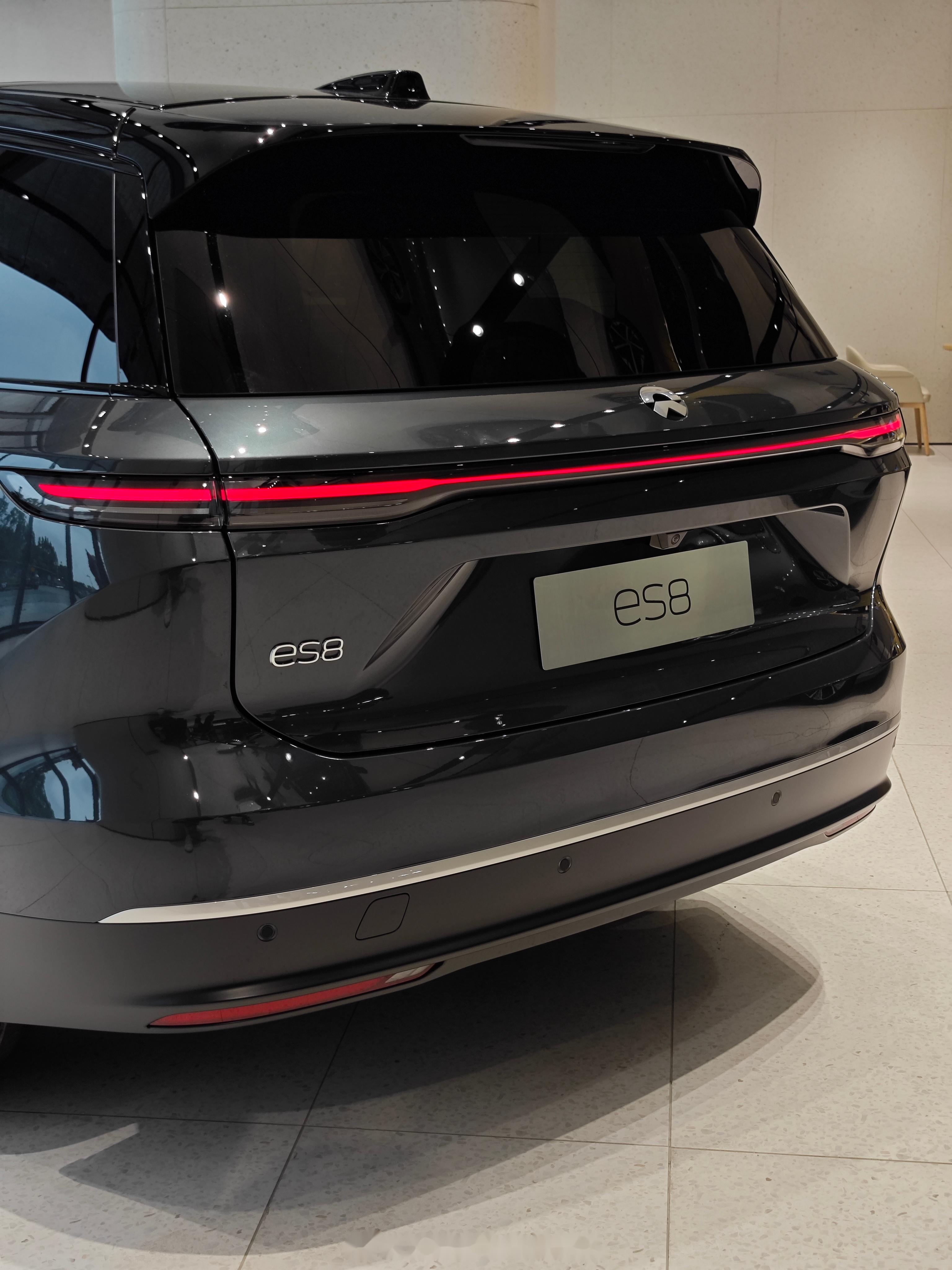 从容有度的王者回归/蔚来全新es8 终于迎来了蔚来全新es8 全国到店.