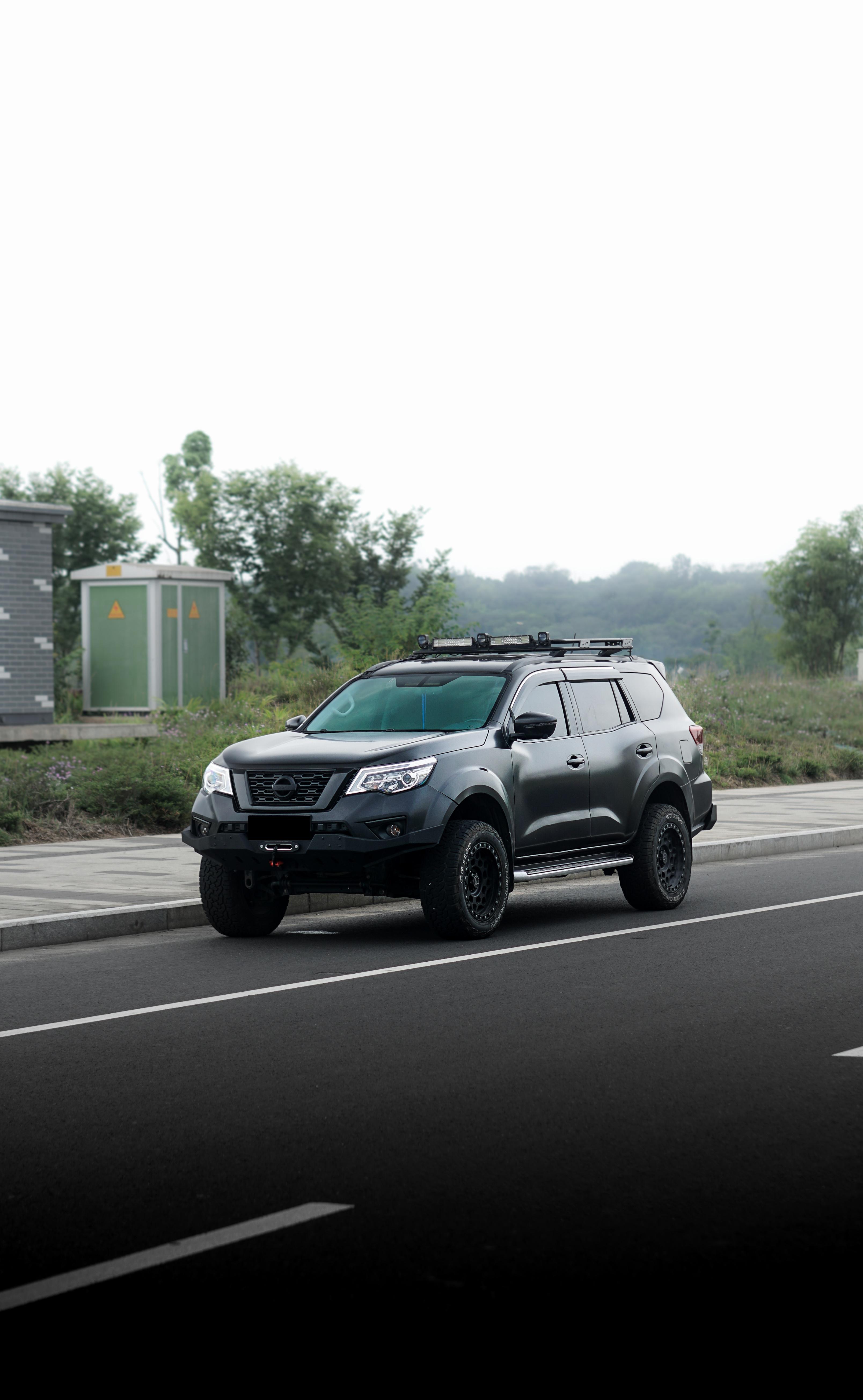 今天不发performancecar今天来组偏重度改装的日产途达