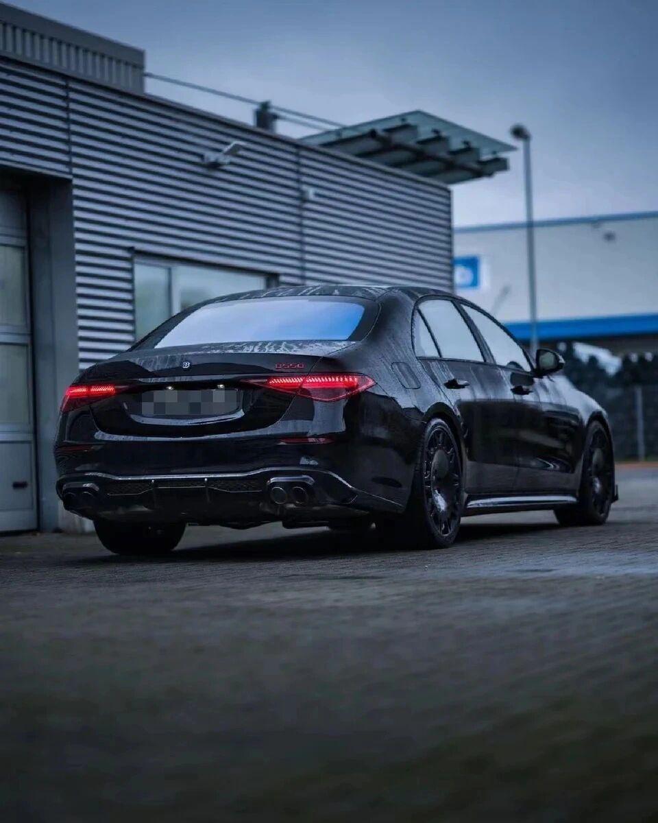 奔驰s级改装巴博斯套件