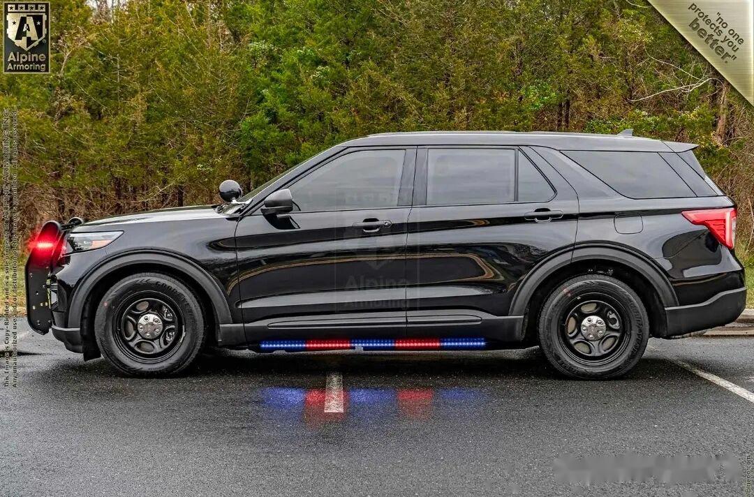 福特探险者警用拦截者