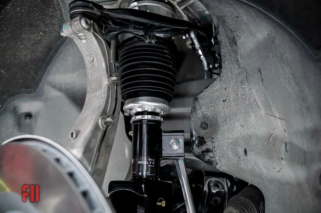 特斯拉modely空气悬挂