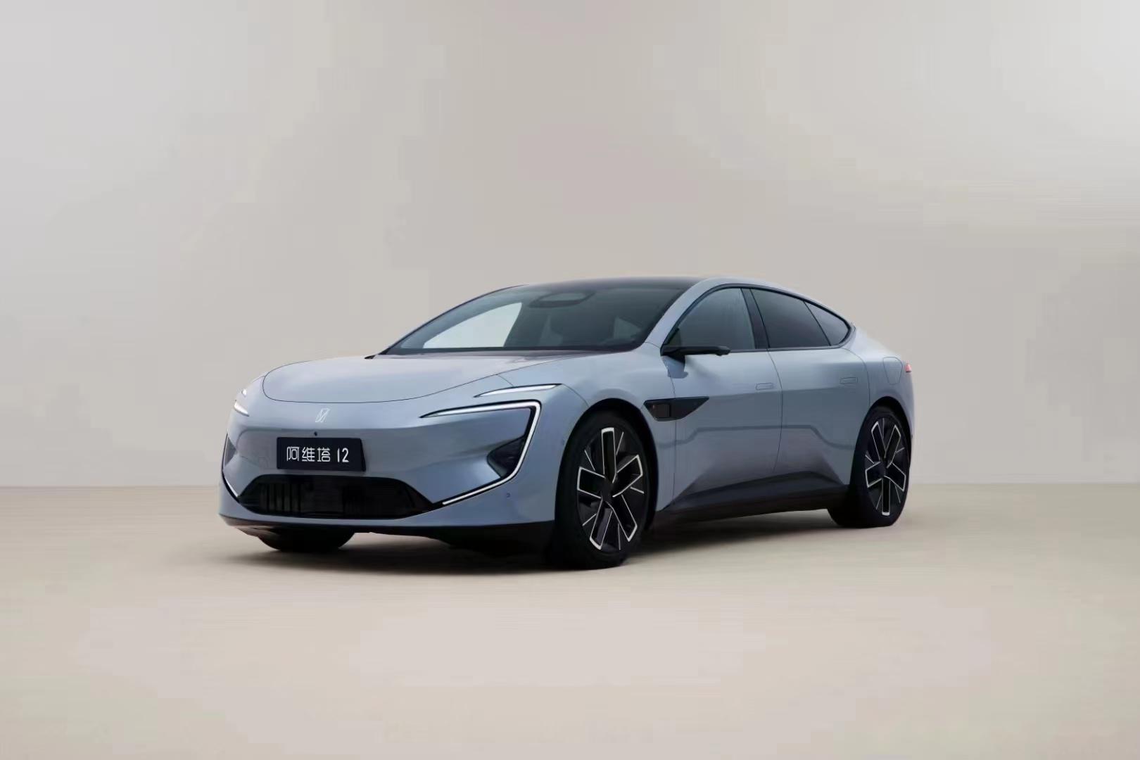 今天,在朋友圈看到一组新车的车型公告图片.对,就是车型公告图,想说这