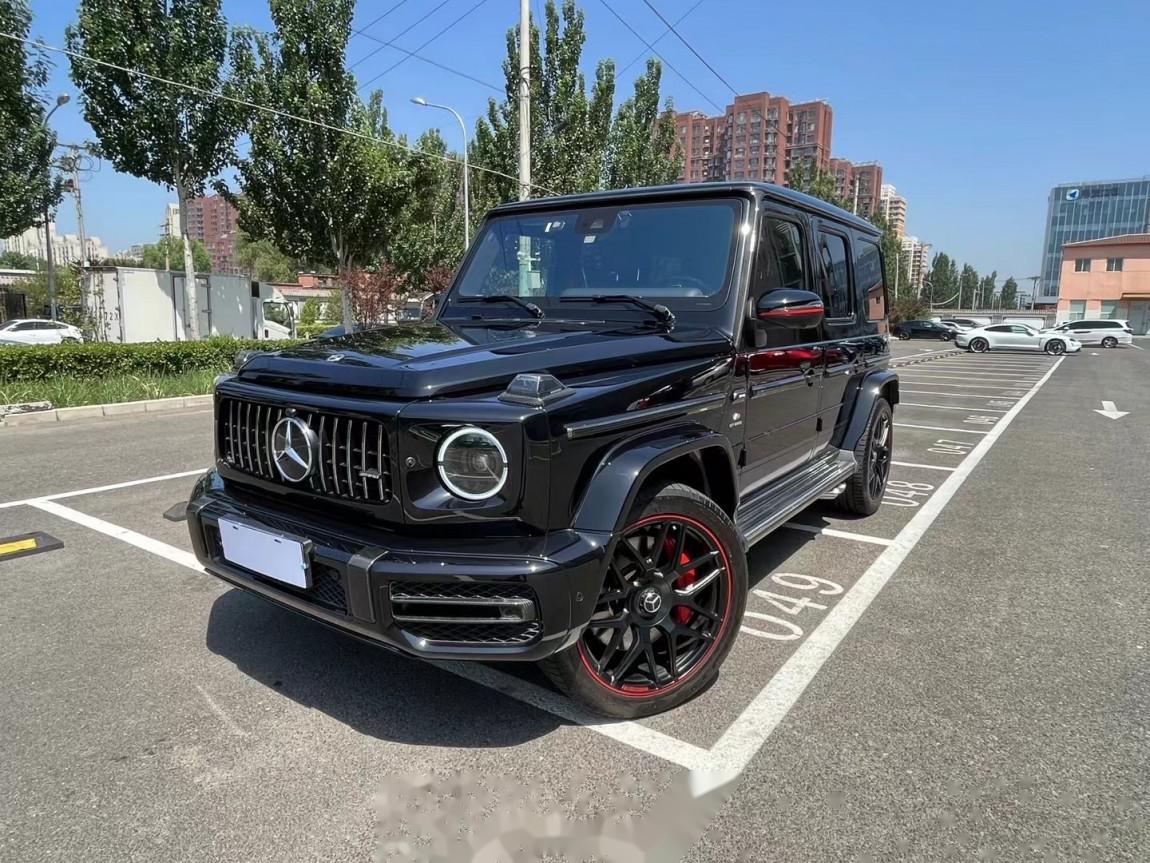 奔驰 amg g63 先行特别版 黑外/红内 车辆于2019年1月上牌,行驶了5