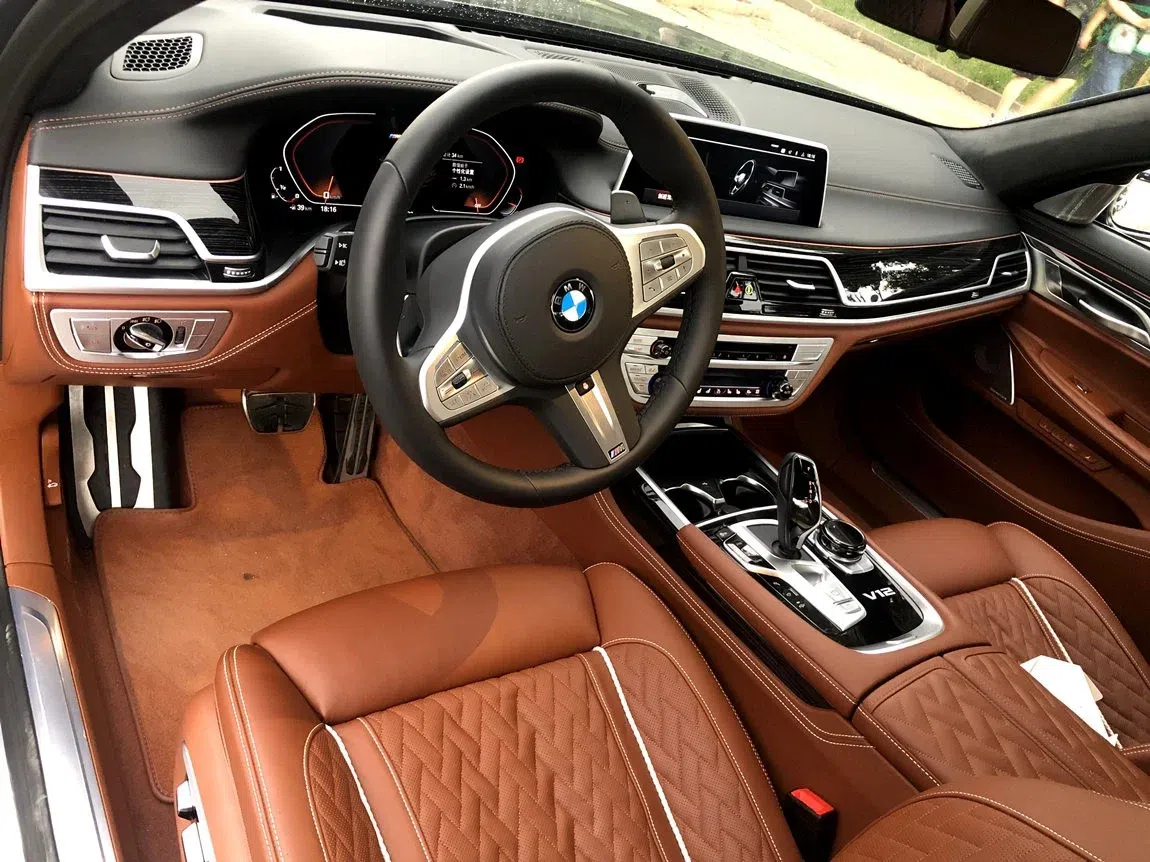 末代v126015 准新m760li xdrive,180万值吗6315_宝马7系社区