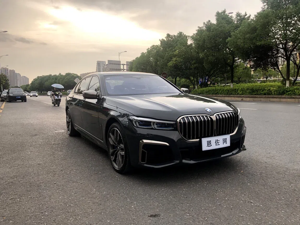 末代v126015 准新m760li xdrive,180万值吗6315_宝马7系社区