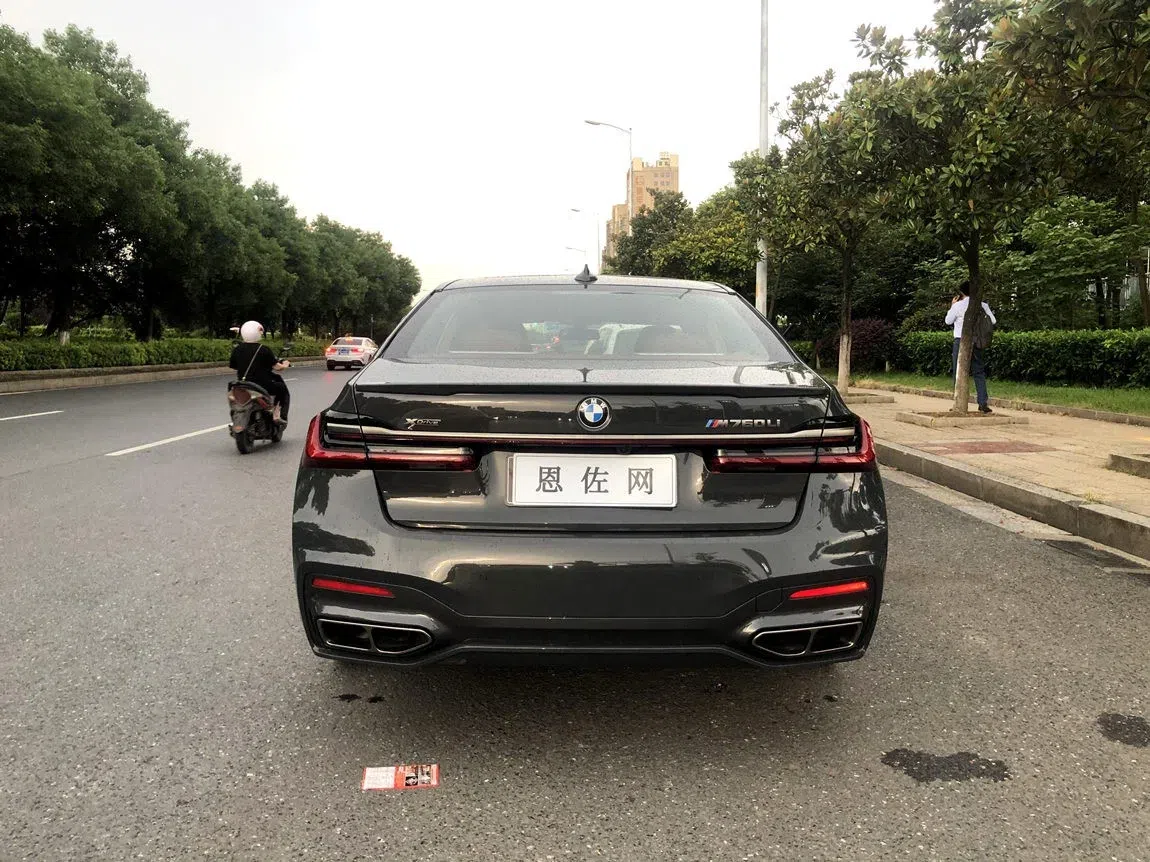 末代v126015 准新m760li xdrive,180万值吗6315_宝马7系社区