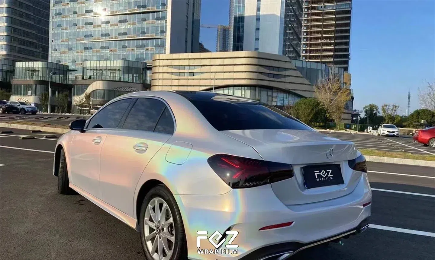 七彩镭射白 一款可以随时看到彩虹的颜色96