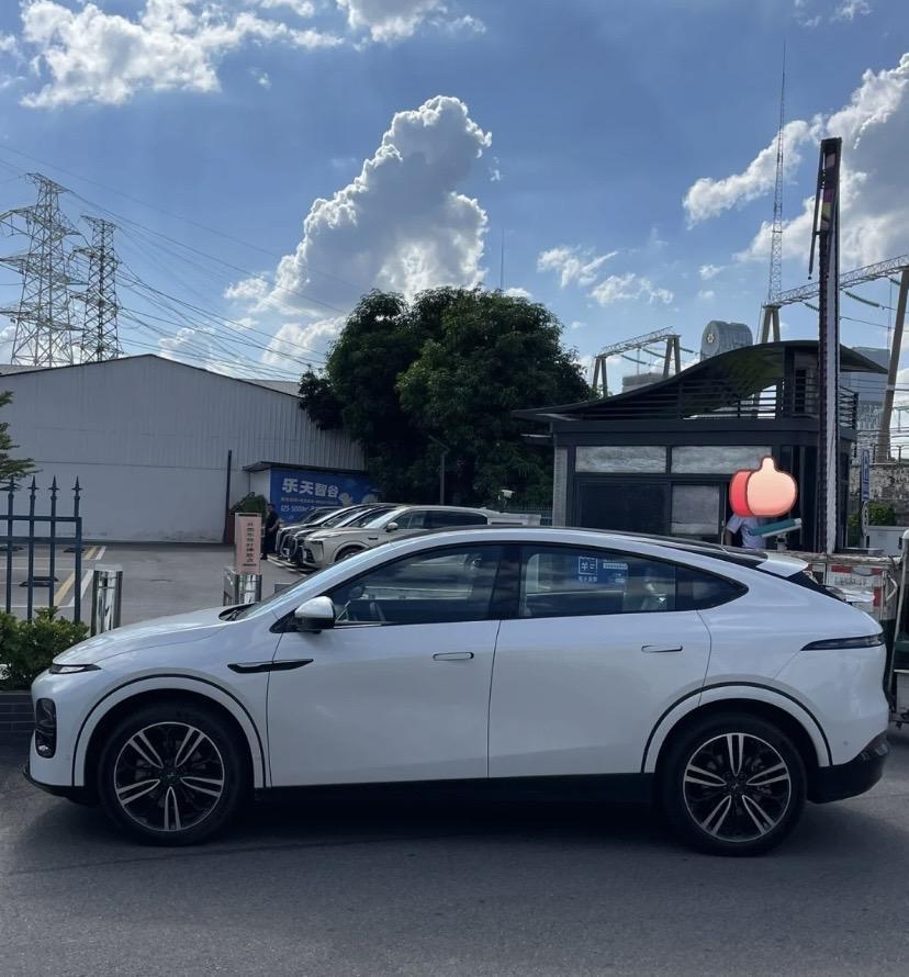 小鹏g6白色外观才是yyds!