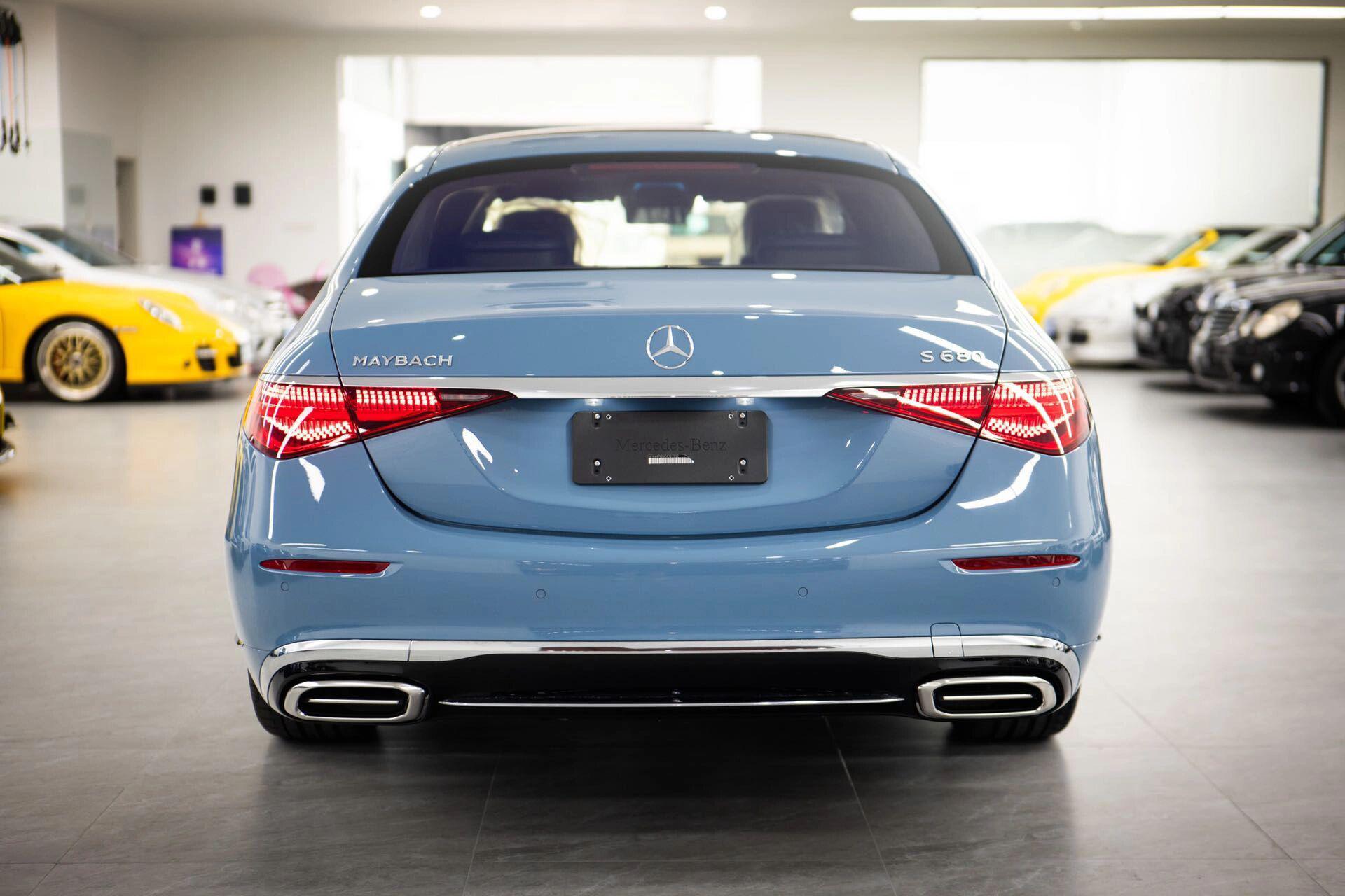 定制14个月才到的奔驰迈巴赫680 原厂瓷器蓝,选配30多万,等待了1