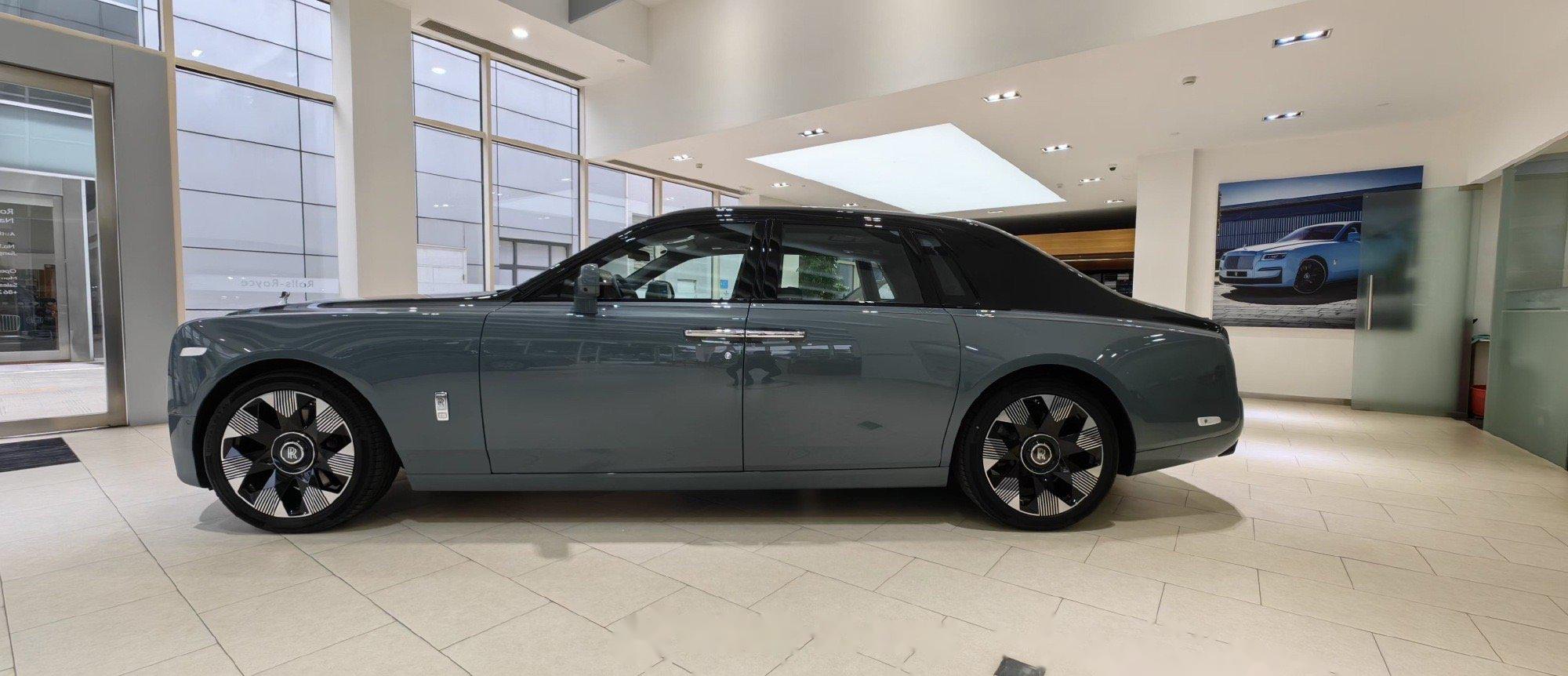 劳斯莱斯幻影 标轴 圆石滩限定版 蒙特维德云雾森林