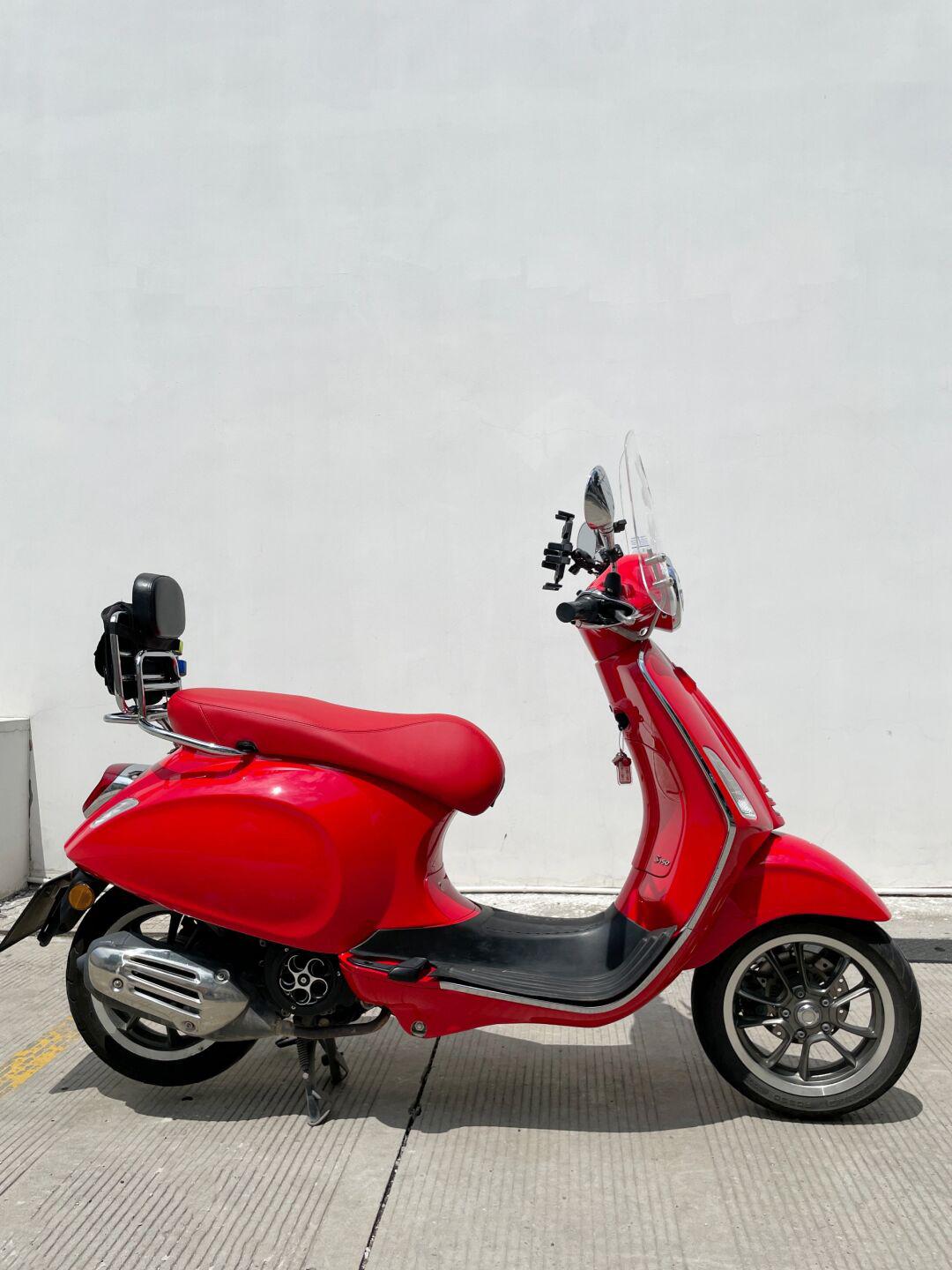 vespa | 150改色 高冷的白色换成热烈的红色