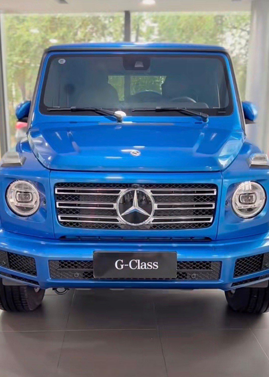 当前位置:>易车>社区>奔驰g级社区>g350南海蓝黑内饰这颜色适合改装