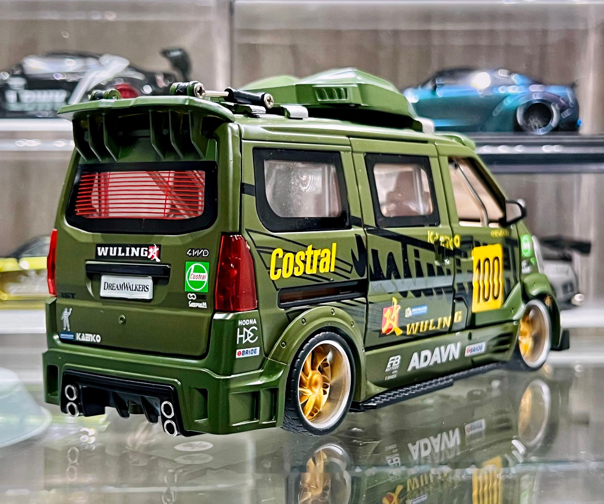 1/24 dreamwalkers 五菱宏光爆改小面包 合金全开,前轮转向,四轮