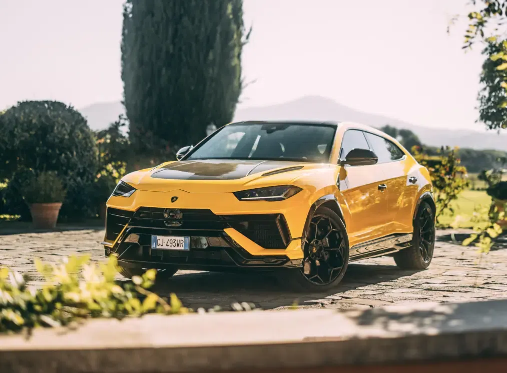 大众旗下超跑品牌兰博基尼ceo stephan winkelmann表示:目前兰