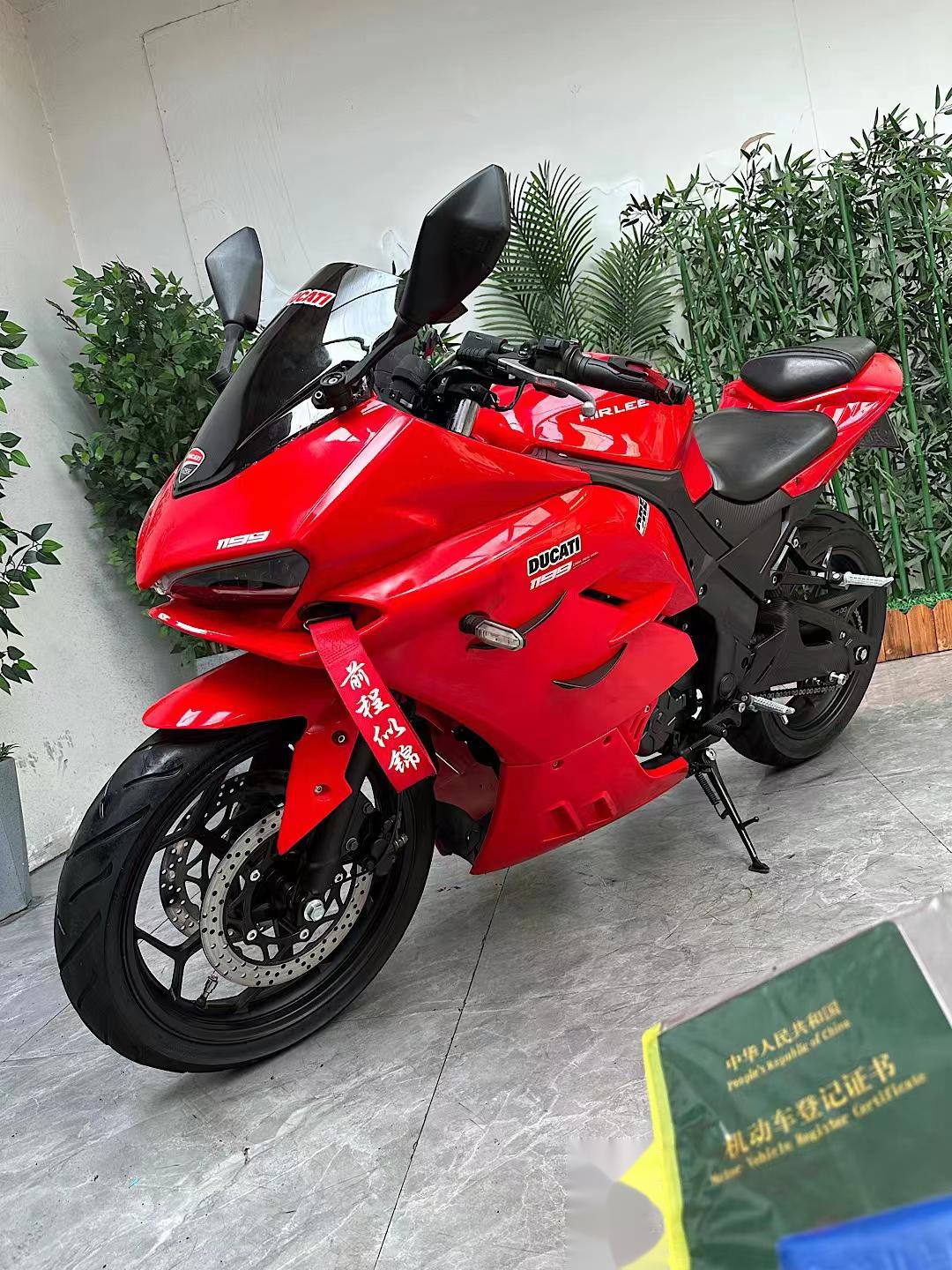 售价12658元包邮,全新杜卡迪款蛟龙跑车,国四电喷高功率发动机系统