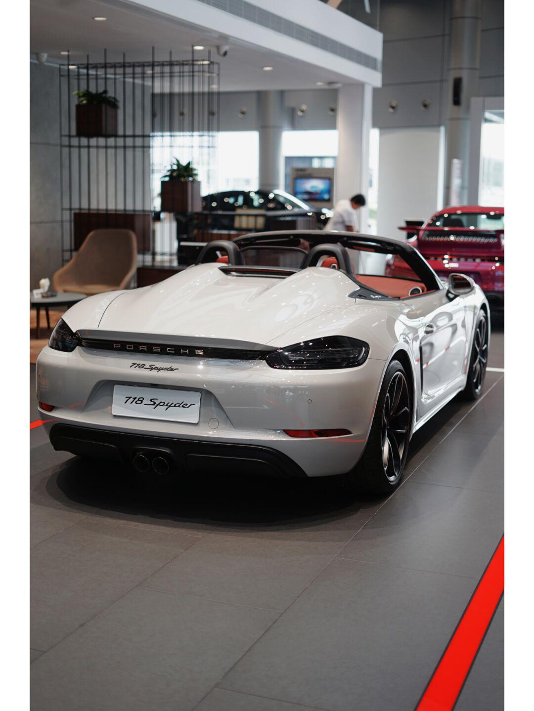 现车推介 | 哑灰 718 spyder