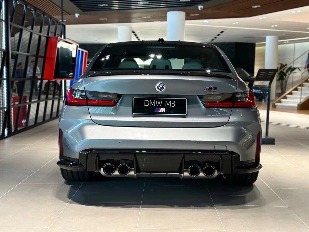 m3 913900 摩天灰/银石色 现车 总计加装24400