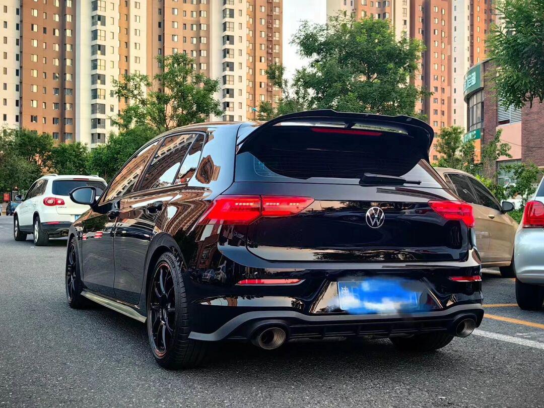 高尔夫8 gti 海外cs大尾翼