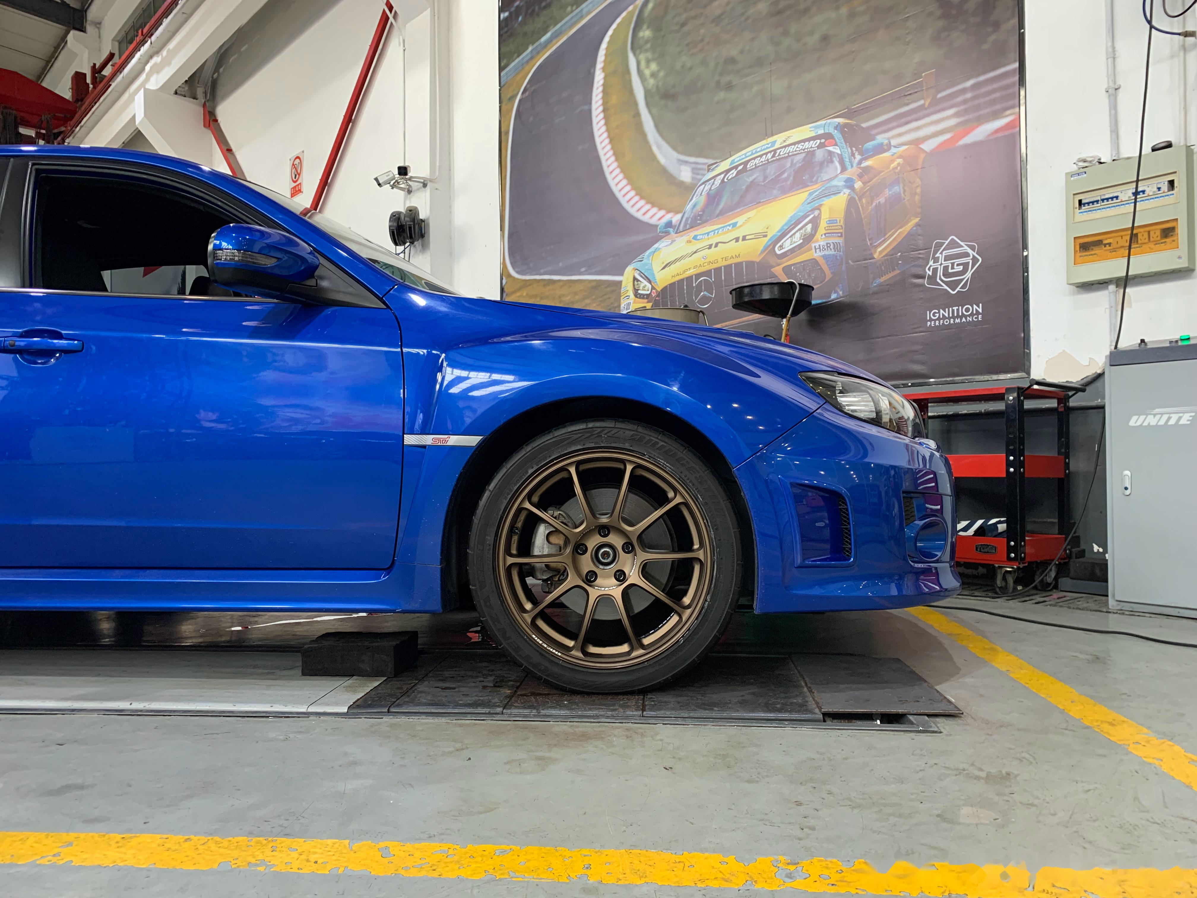 斯巴鲁 翼豹 wrx sti 三箱版 9591rays ze40 18寸 古铜色