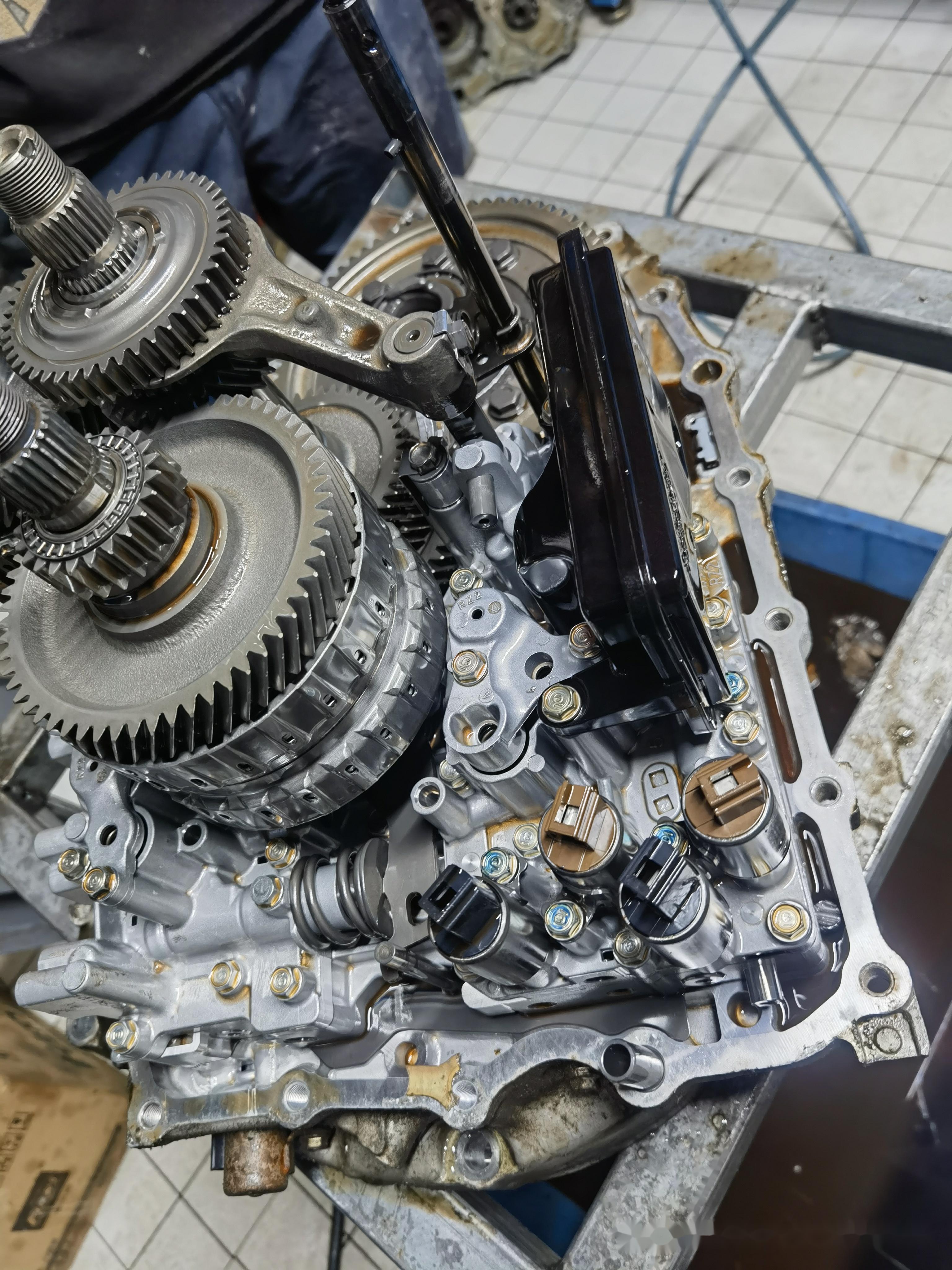 本田杰德5at变速箱一升二挡顿挫冲击