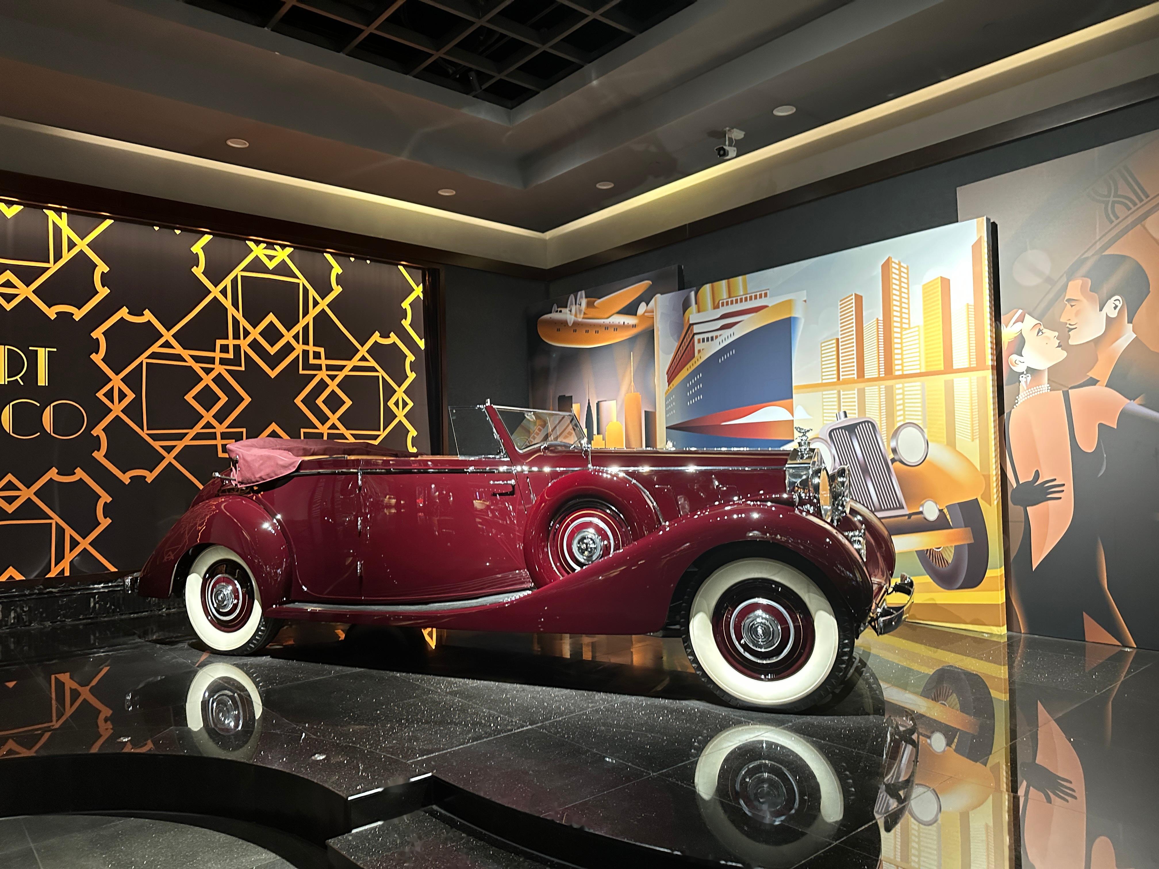 在成都这几天不仅去逛了车展,还打卡了三和老爷车博物馆.