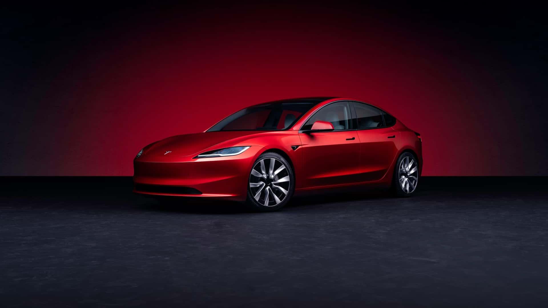 特斯拉model 3上新了! 前车灯变得更为扁平,帅气很多.