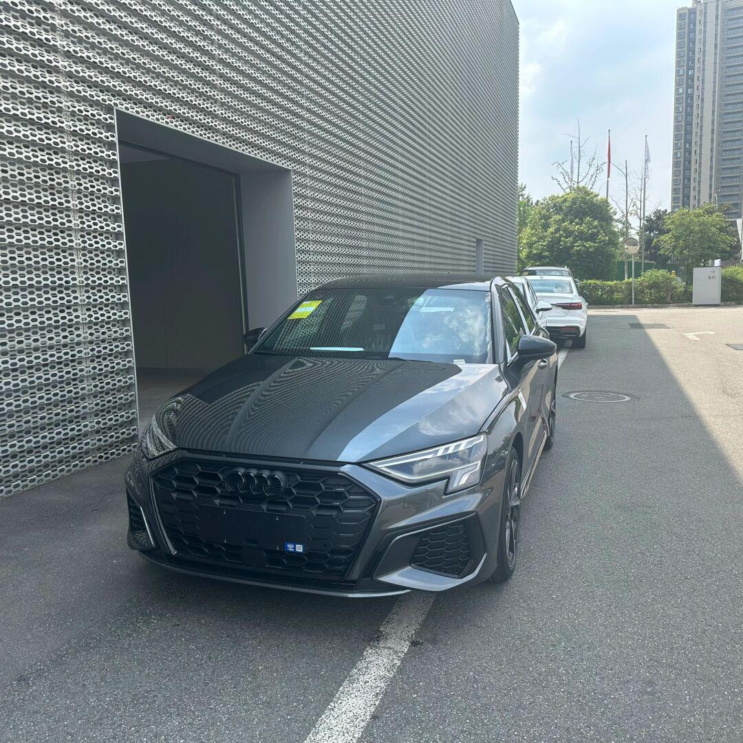 a3sportback天云灰加全车黑光包