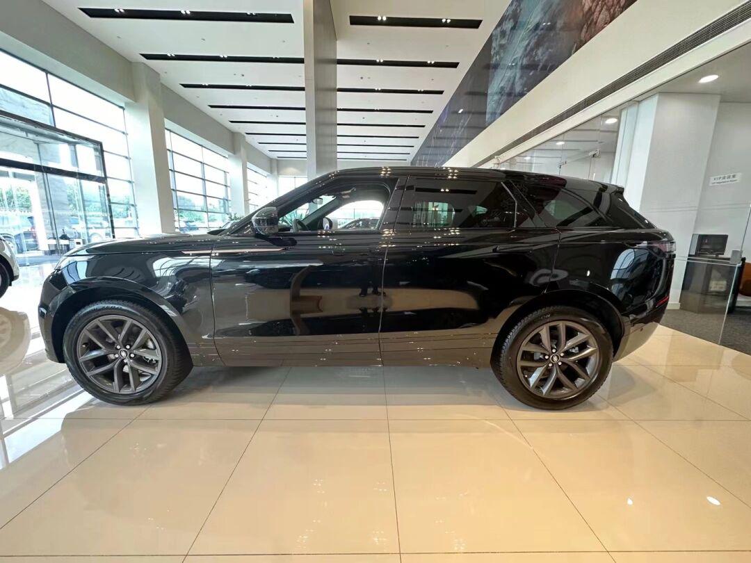 蹭蹭亮进口9297路虎新款黑武士,醉美路虎suv,揽胜星脉黑武士se版