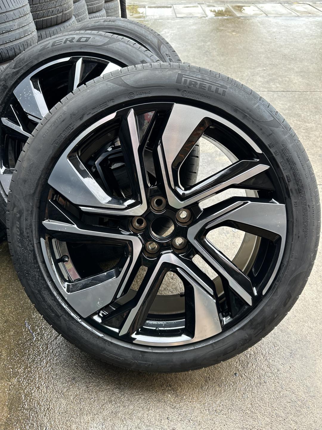 21寸蔚来es6原厂轮毂轮胎