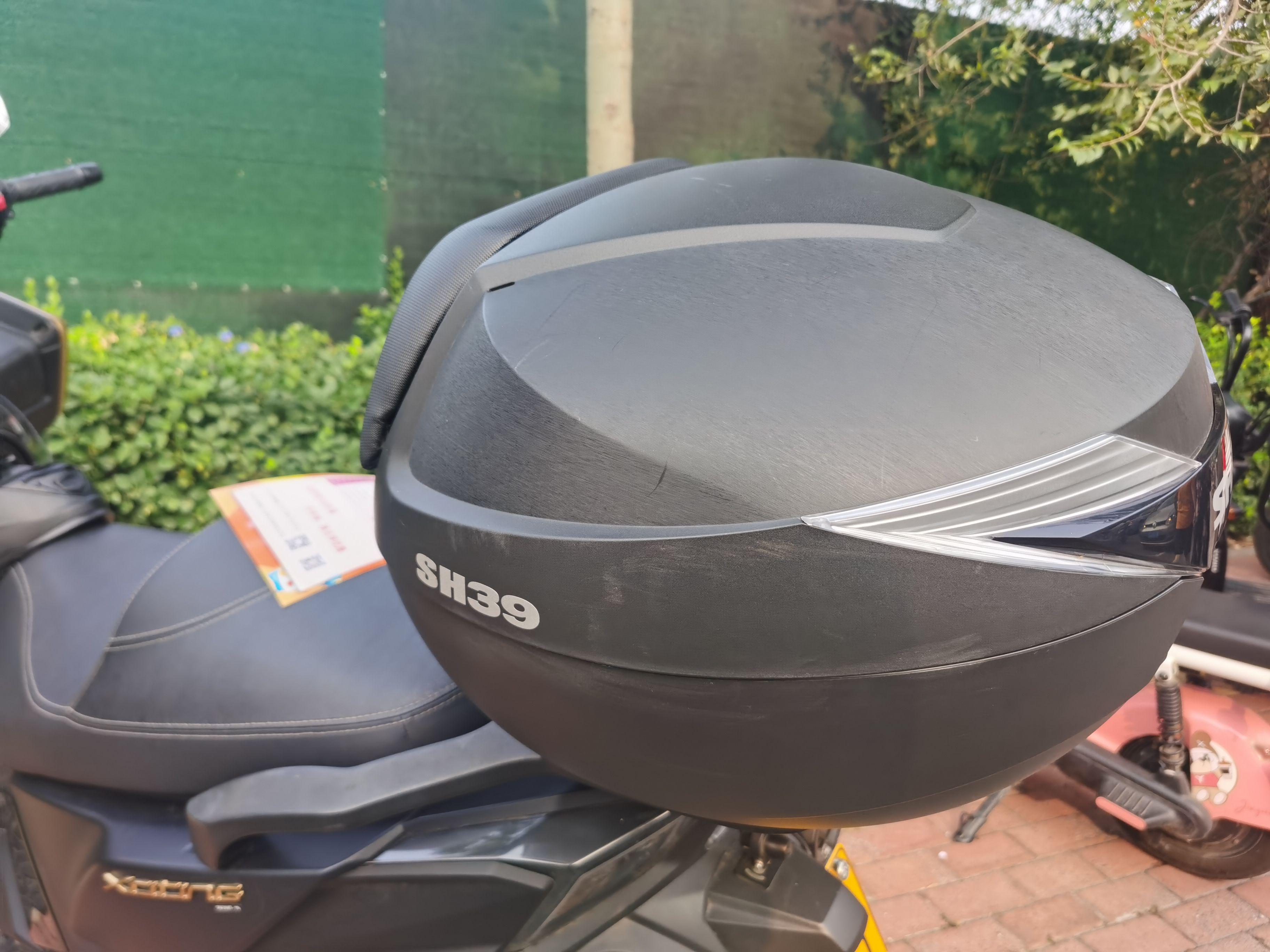 我现在用的是夏德39的尾箱.觉得有点小