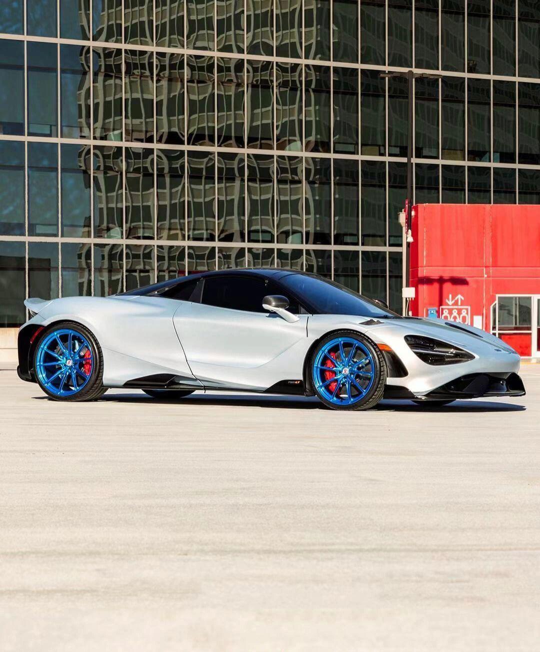 9297 迈凯伦765lt 8815电镀蓝轮毂加持0397