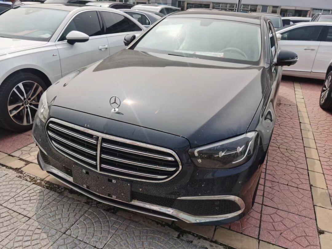 奔驰e300豪华,指导价54万多