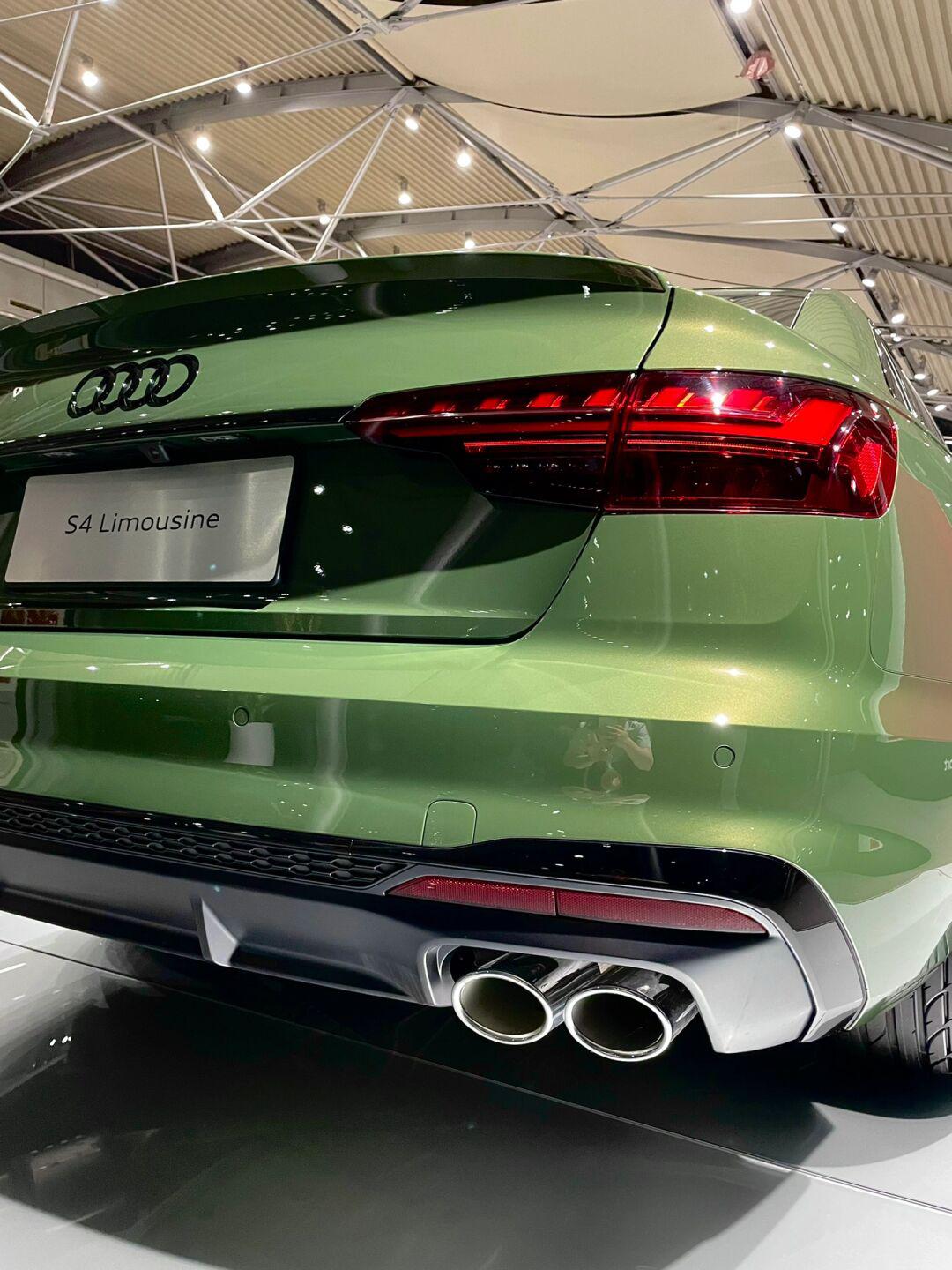 40万 90入门级性能车-奥迪s4耀夜绿