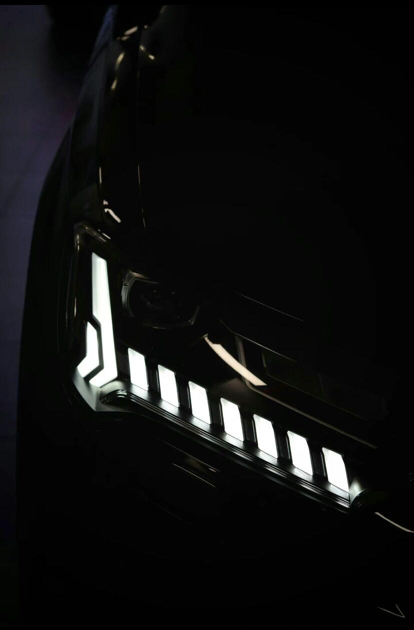 Q7矩阵式大灯回归！