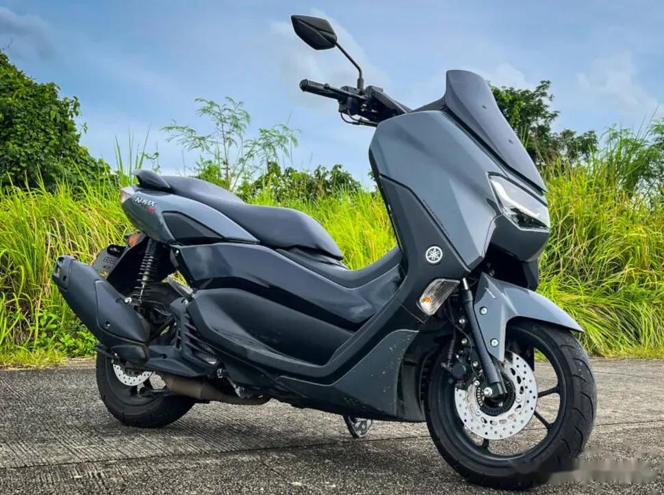 雅马哈nmax155,是小排量踏板车,主要市场在东南亚.