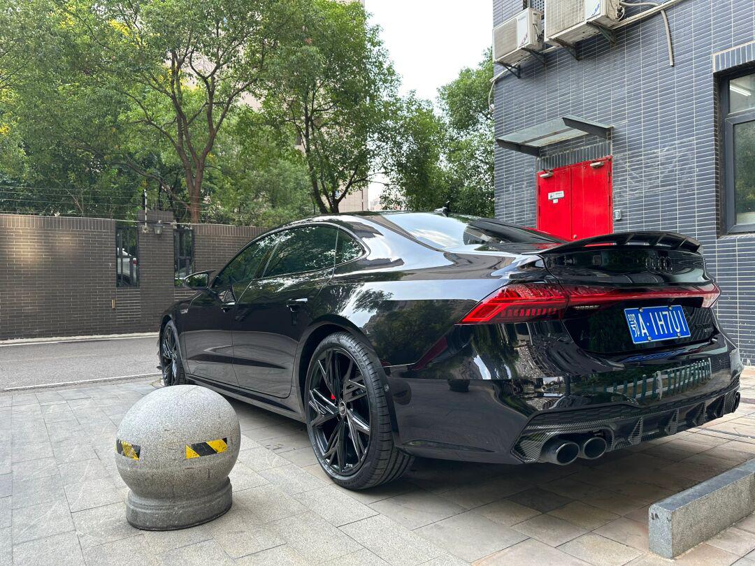 奥迪a7l 改装1.0方案达成
