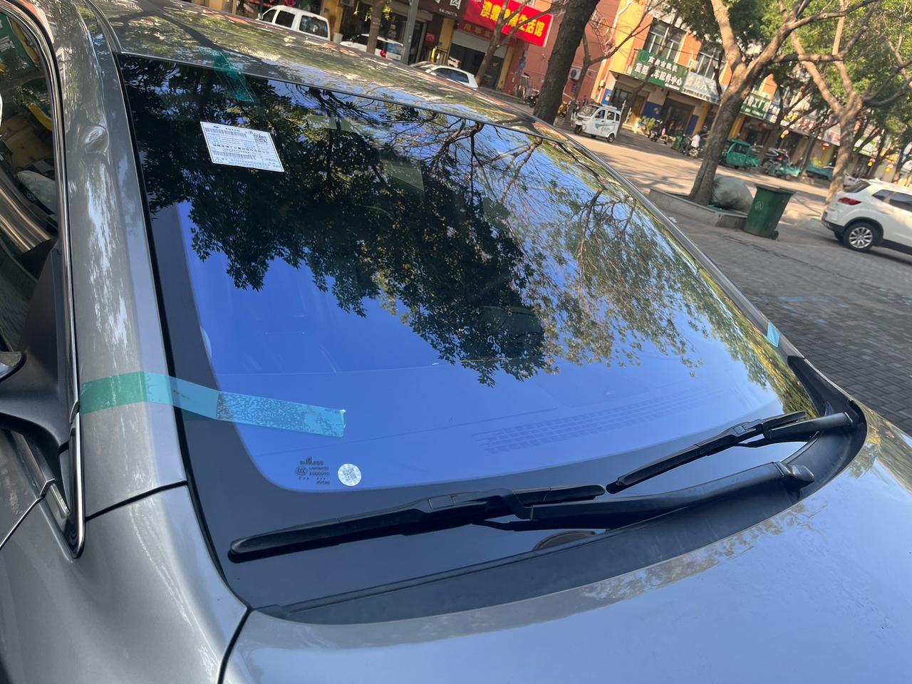 别克君越 更换 福耀双银 镀膜玻璃. 免贴膜.