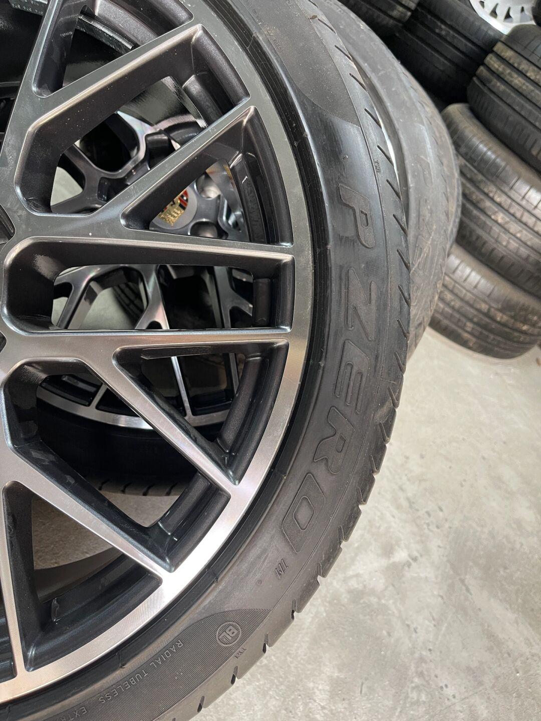 保时捷macan21寸轮毂带轮胎原厂正品