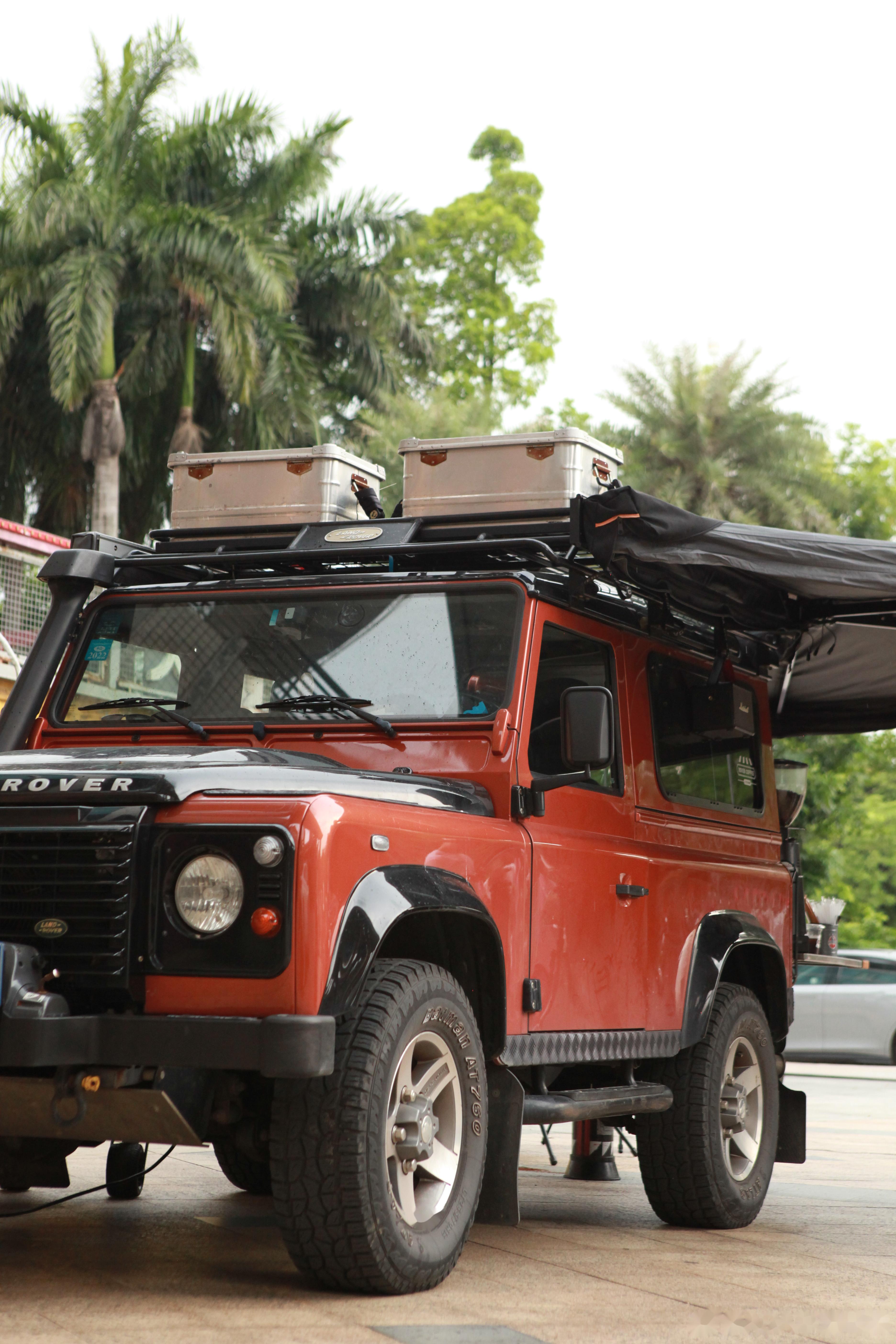 复古路虎卫士90实用风改