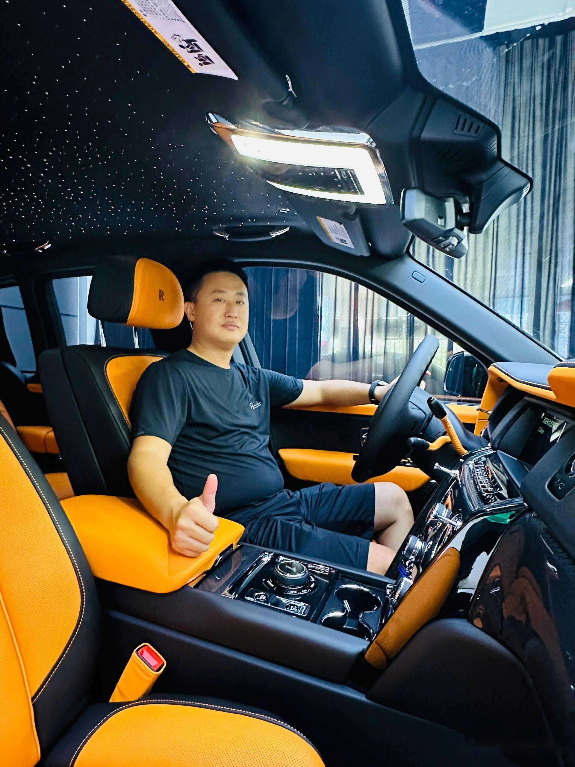 男人的梦想～库里南 bb 版库里南到店 男人的梦想之车～suv 届的