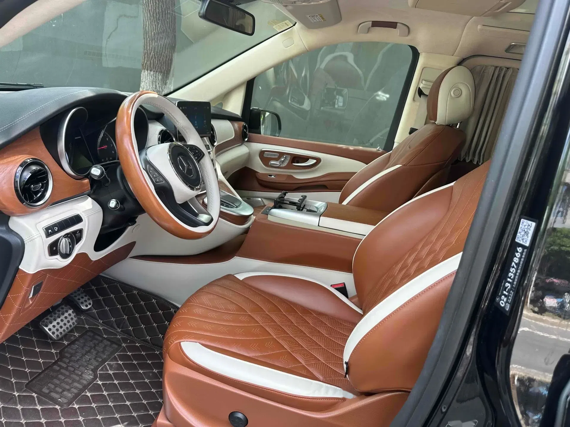 奔驰v级 2021款 v 260 l 长轴距豪华版 21