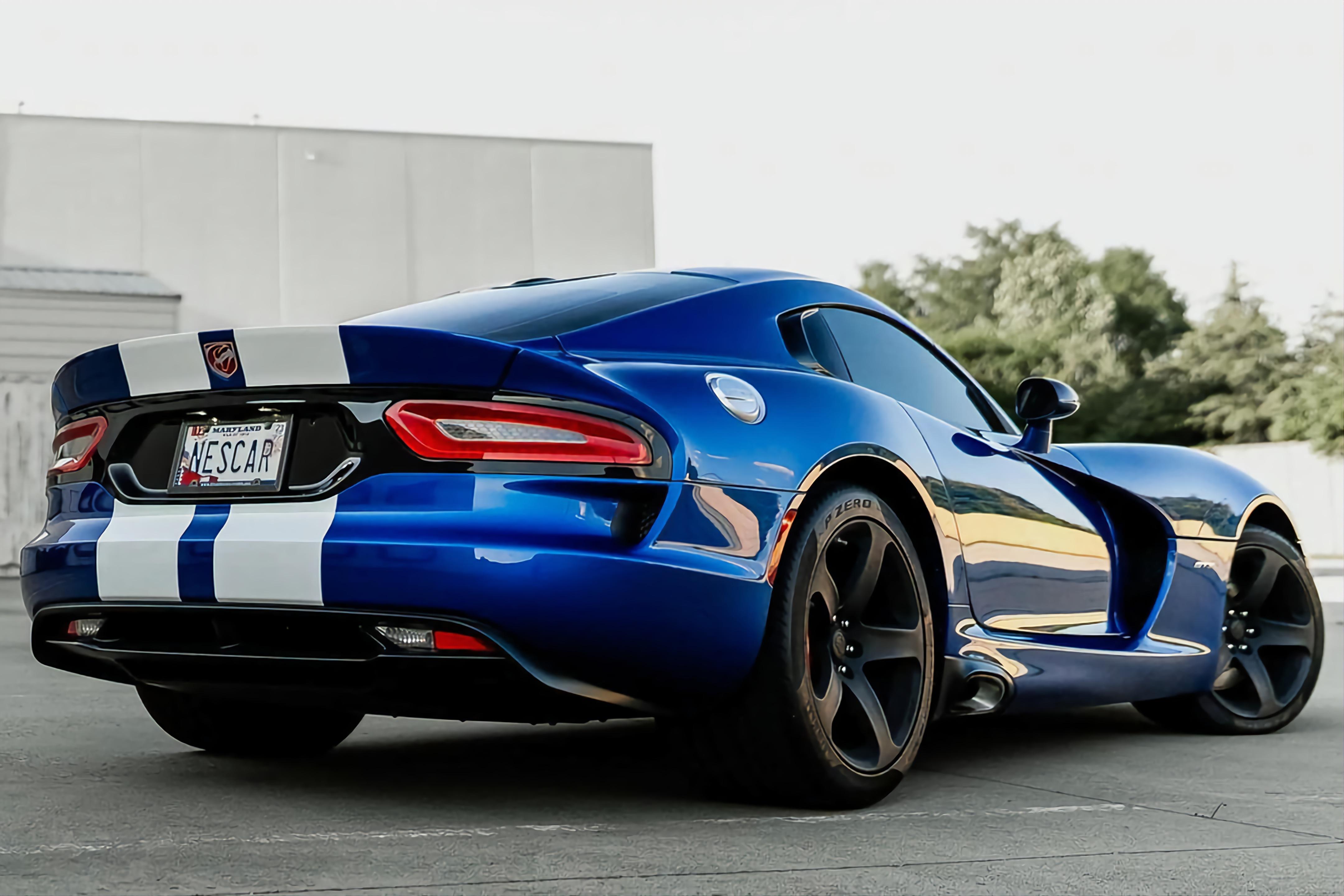 dodge viper gts